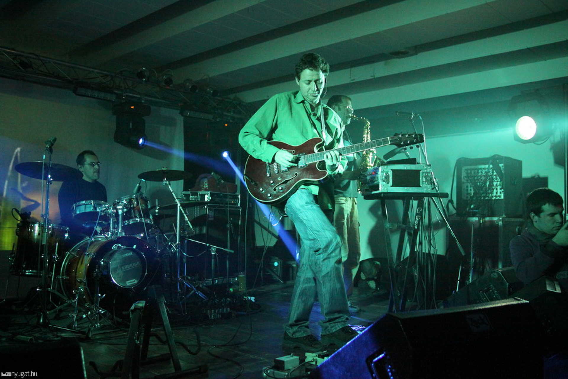 Colorstar koncert a Savaria moziban