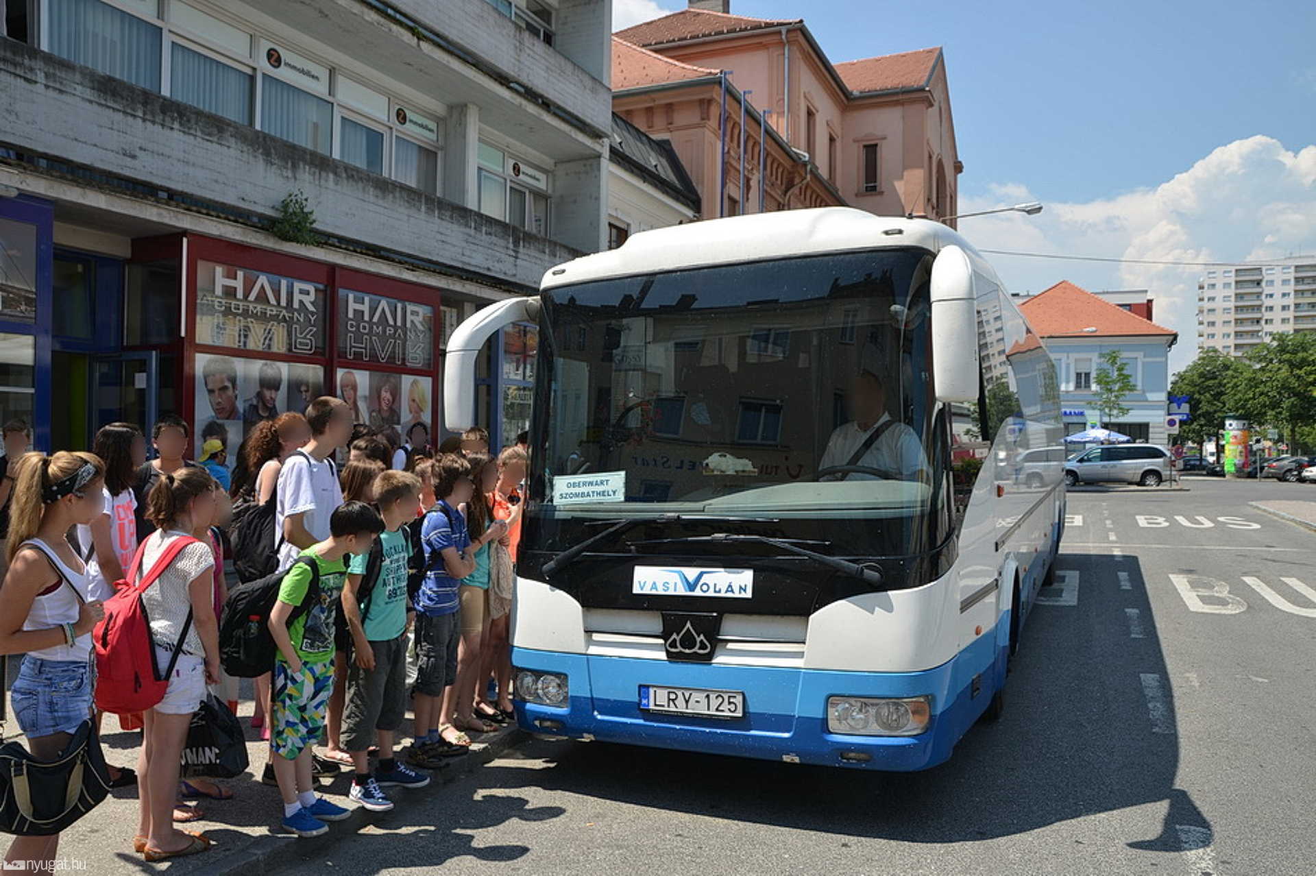 A magyar busztársaság járművei Oberwartban (illusztráció)