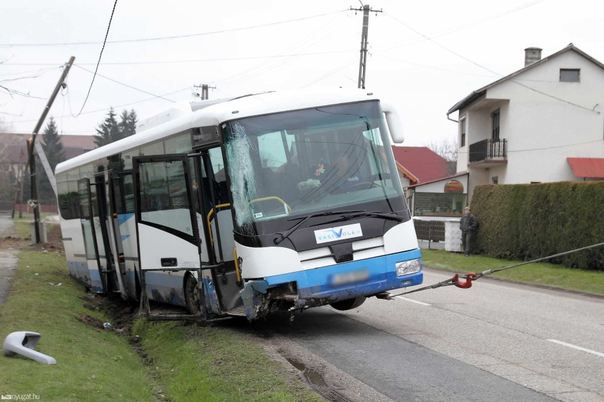 Buszbaleset Szentgotthárdon