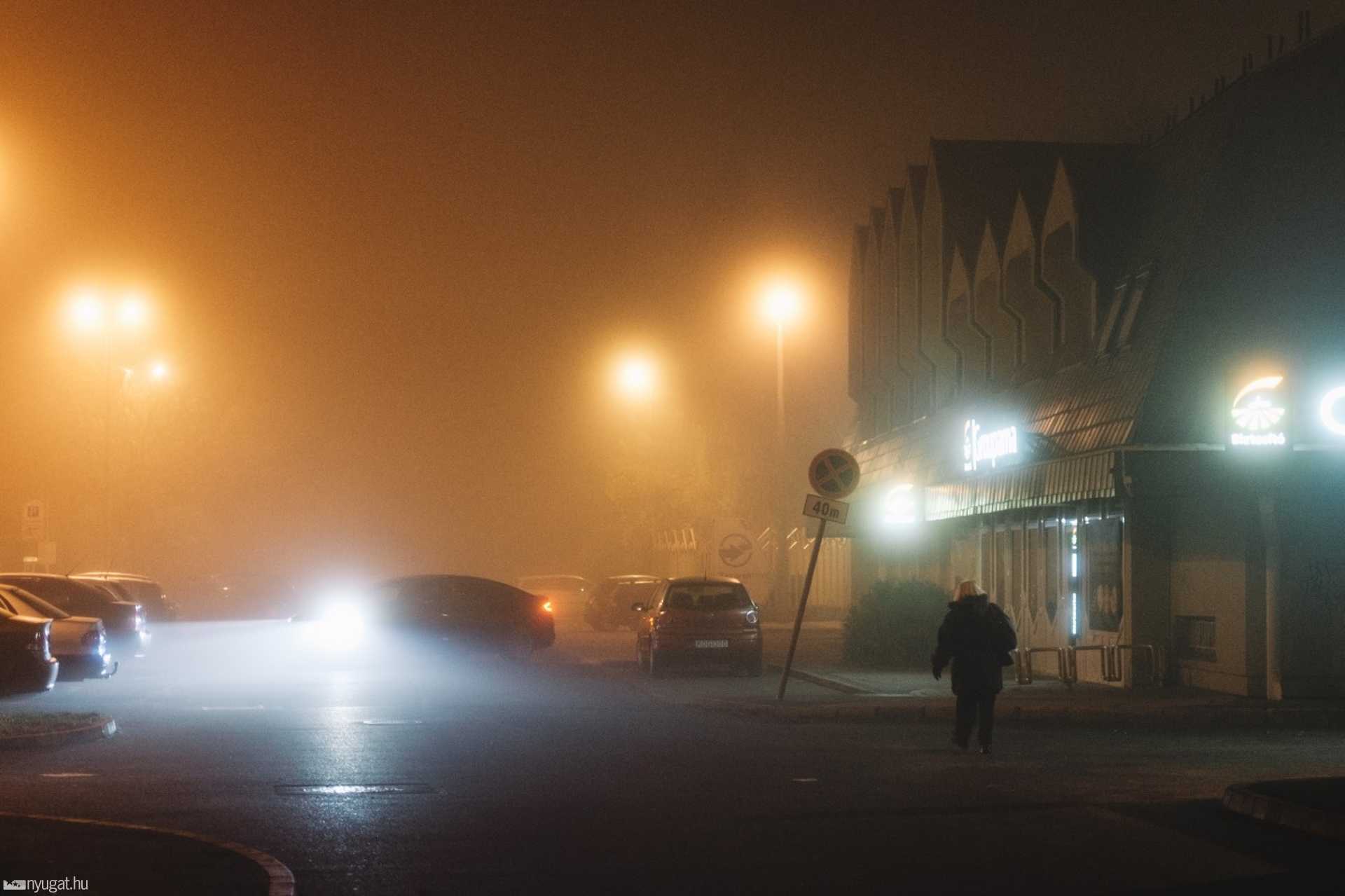 Ködös belváros