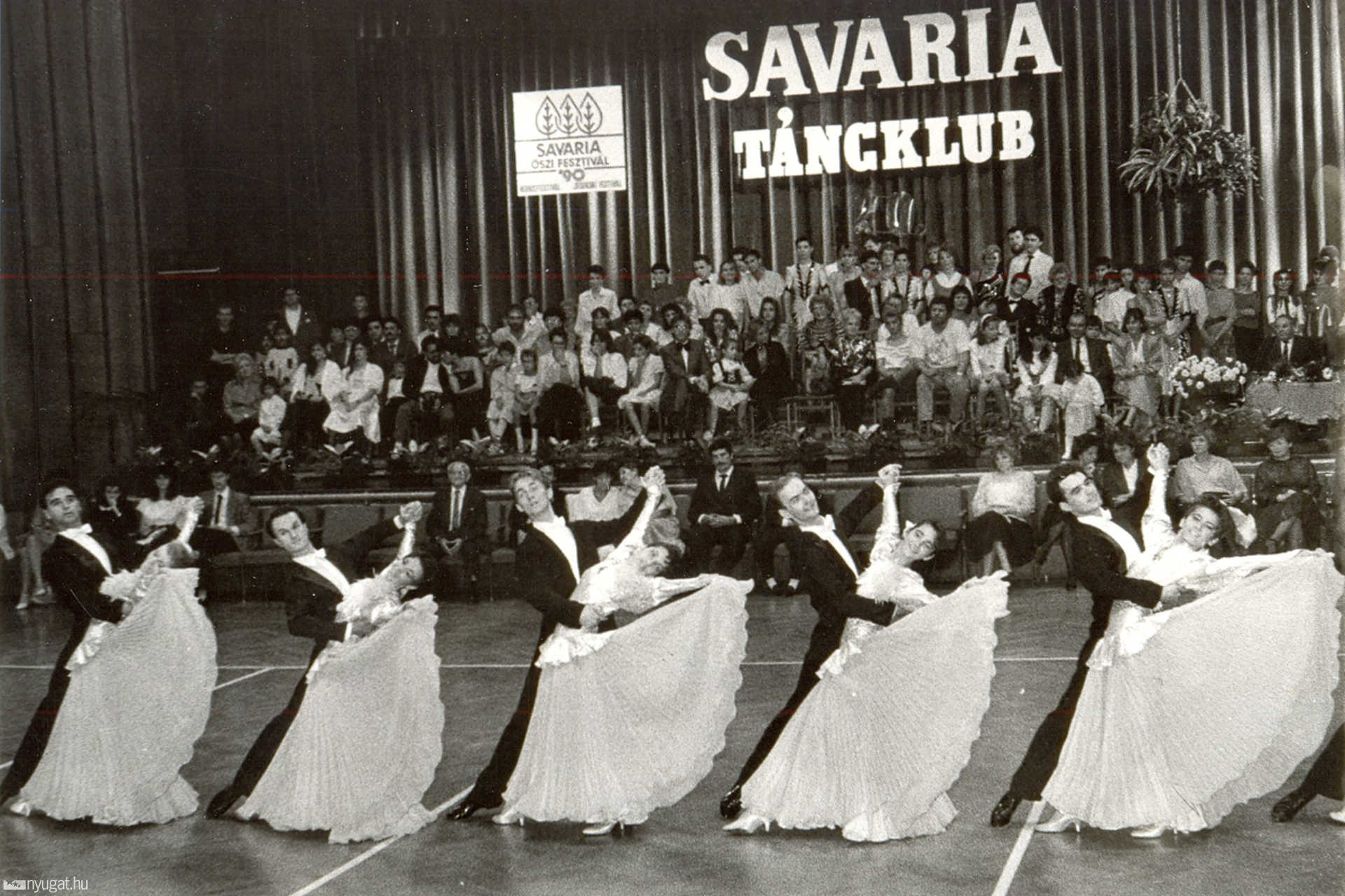 A fennállásának 20. évfordulóját ünneplő Savaria Táncklub fellépése az MSH-ban
