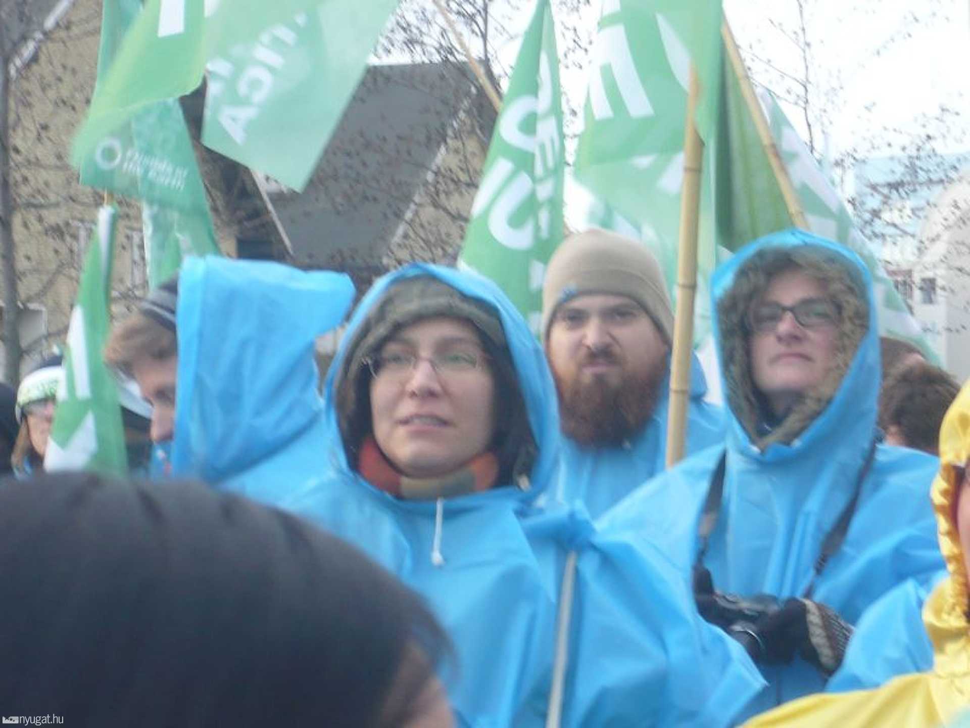 Középen a magyar küldöttség vezetője