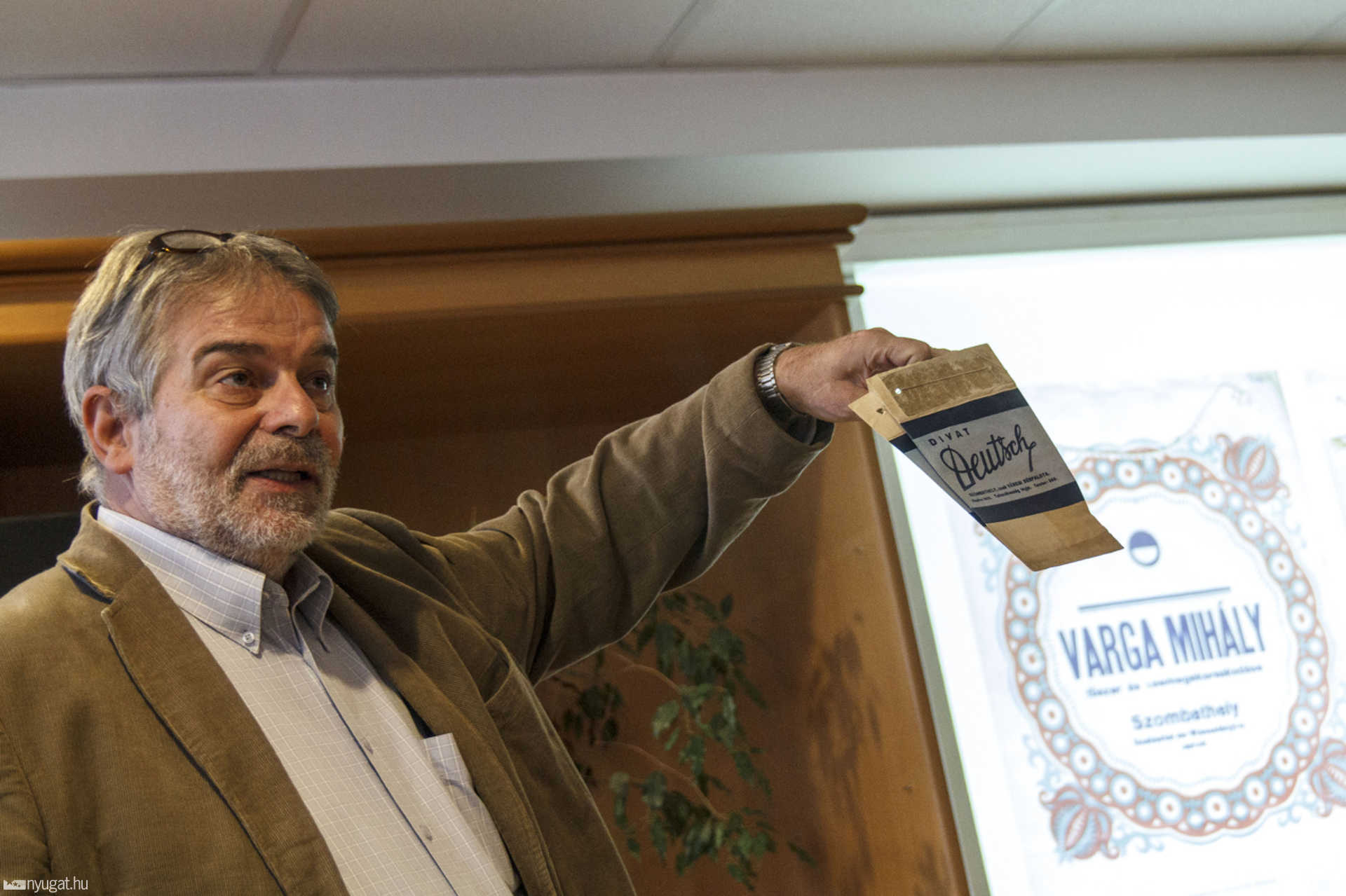Spiegler Tibor előadása: A fiókban találtam 
