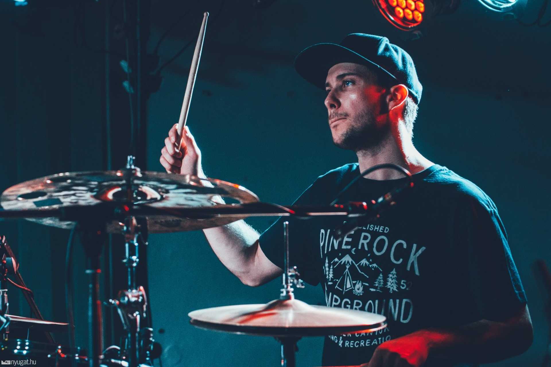 Szabó Balázs bandája koncert az MMIK-ban