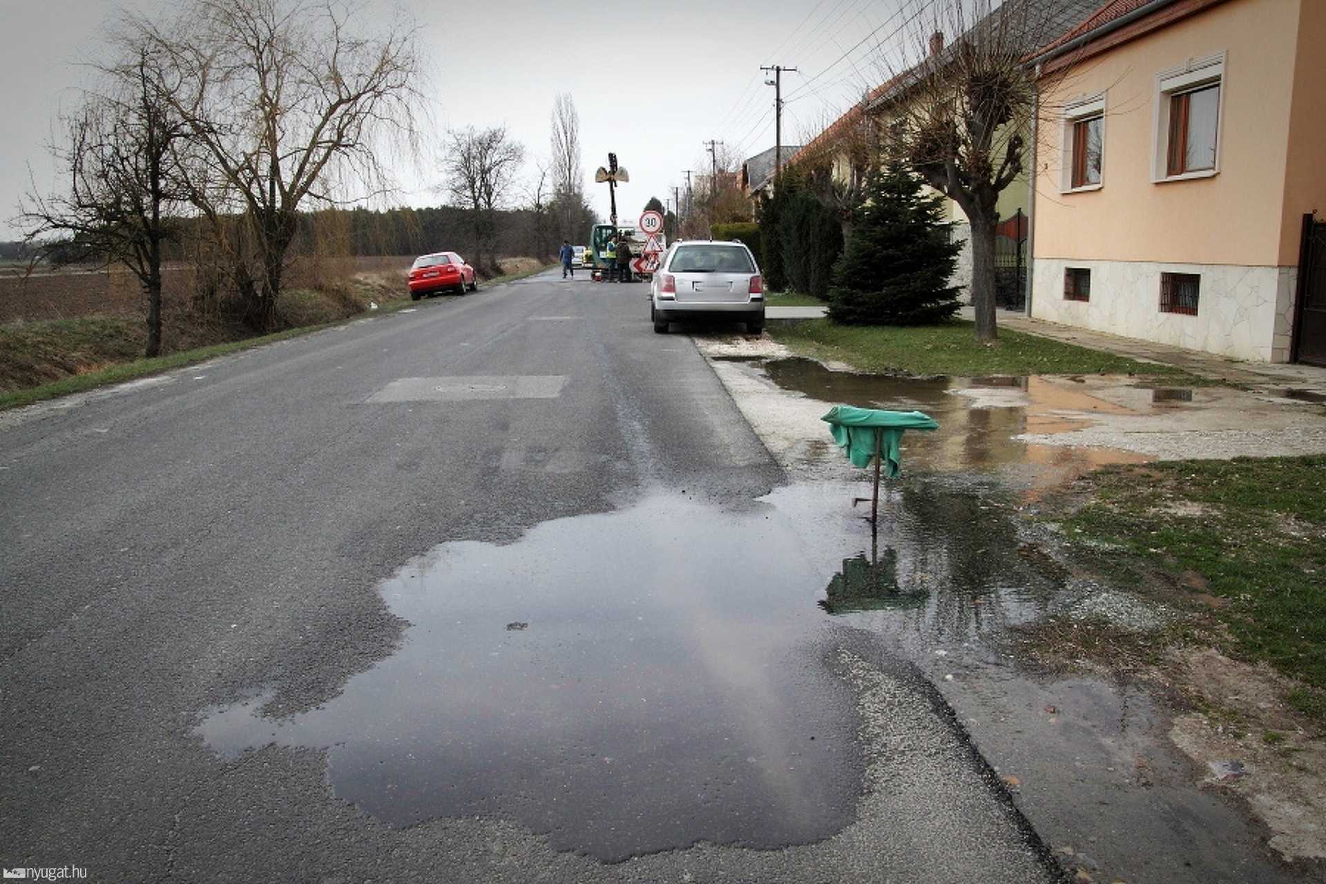 Csőtörés az Újvilág utcában