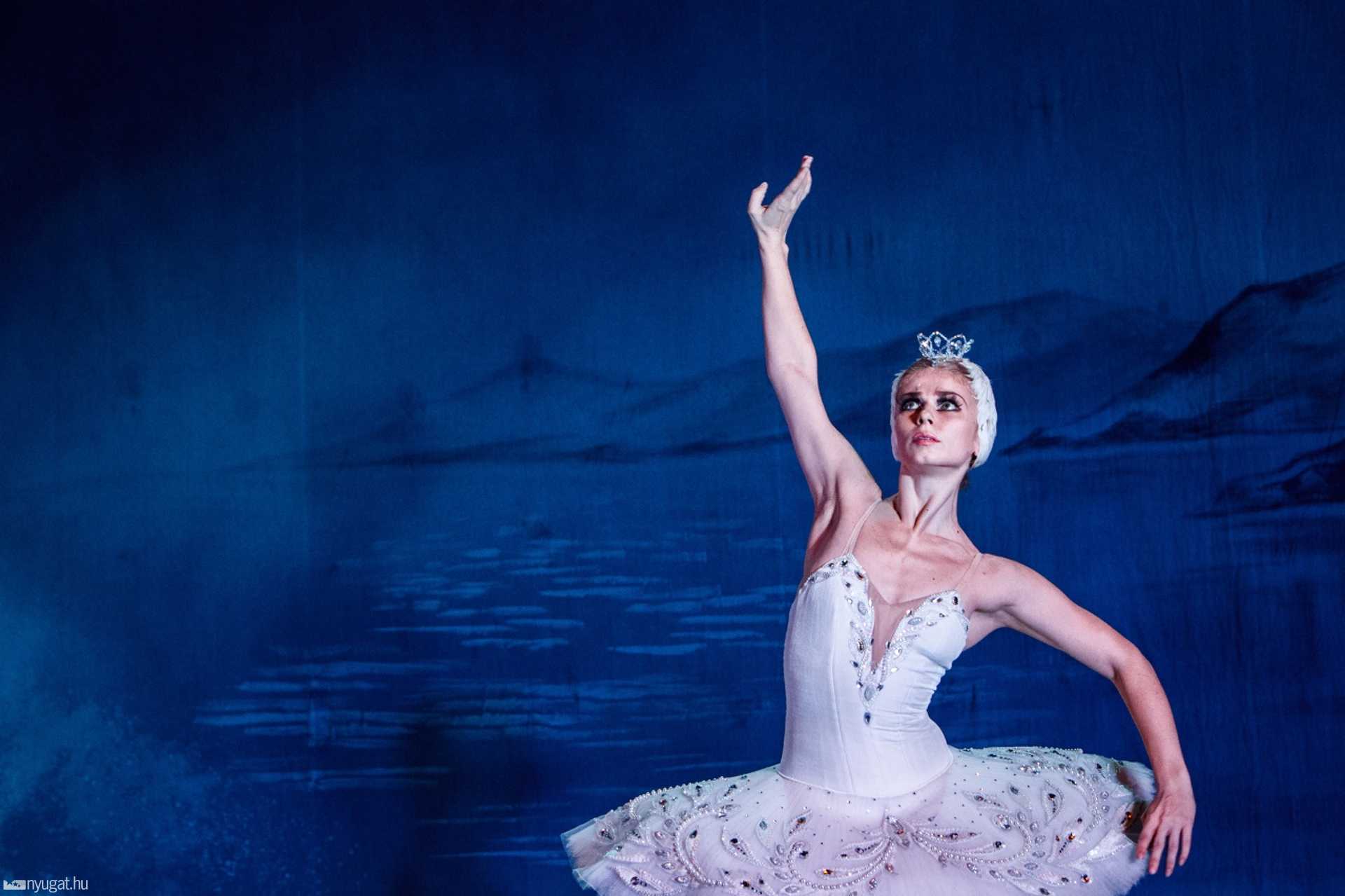 Kiev City Ballett - Hattyúk tava