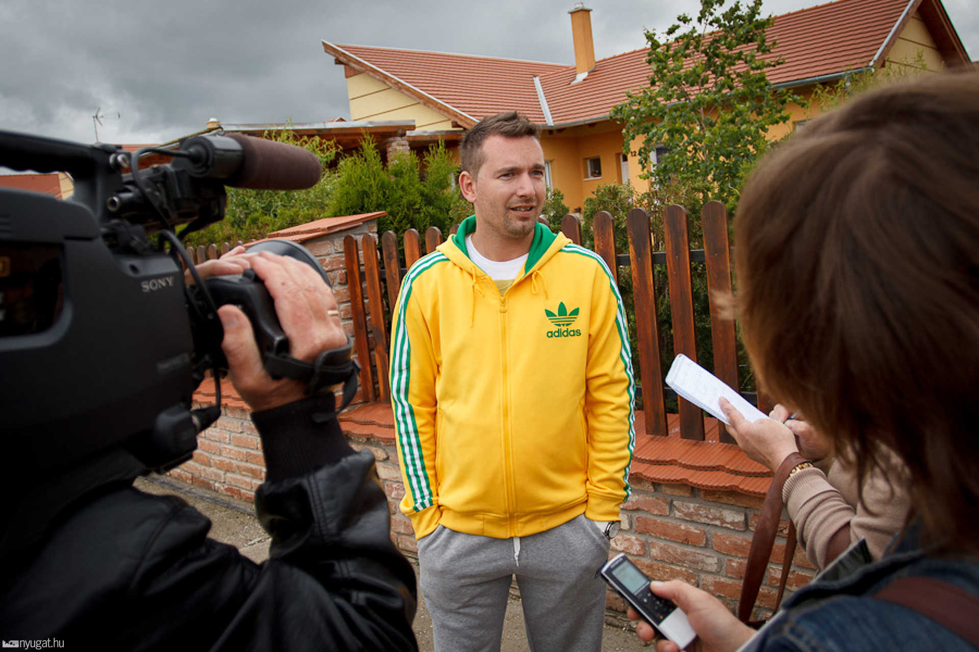 Járhatatlan utak a toronyi Aranypatak lakóparkban