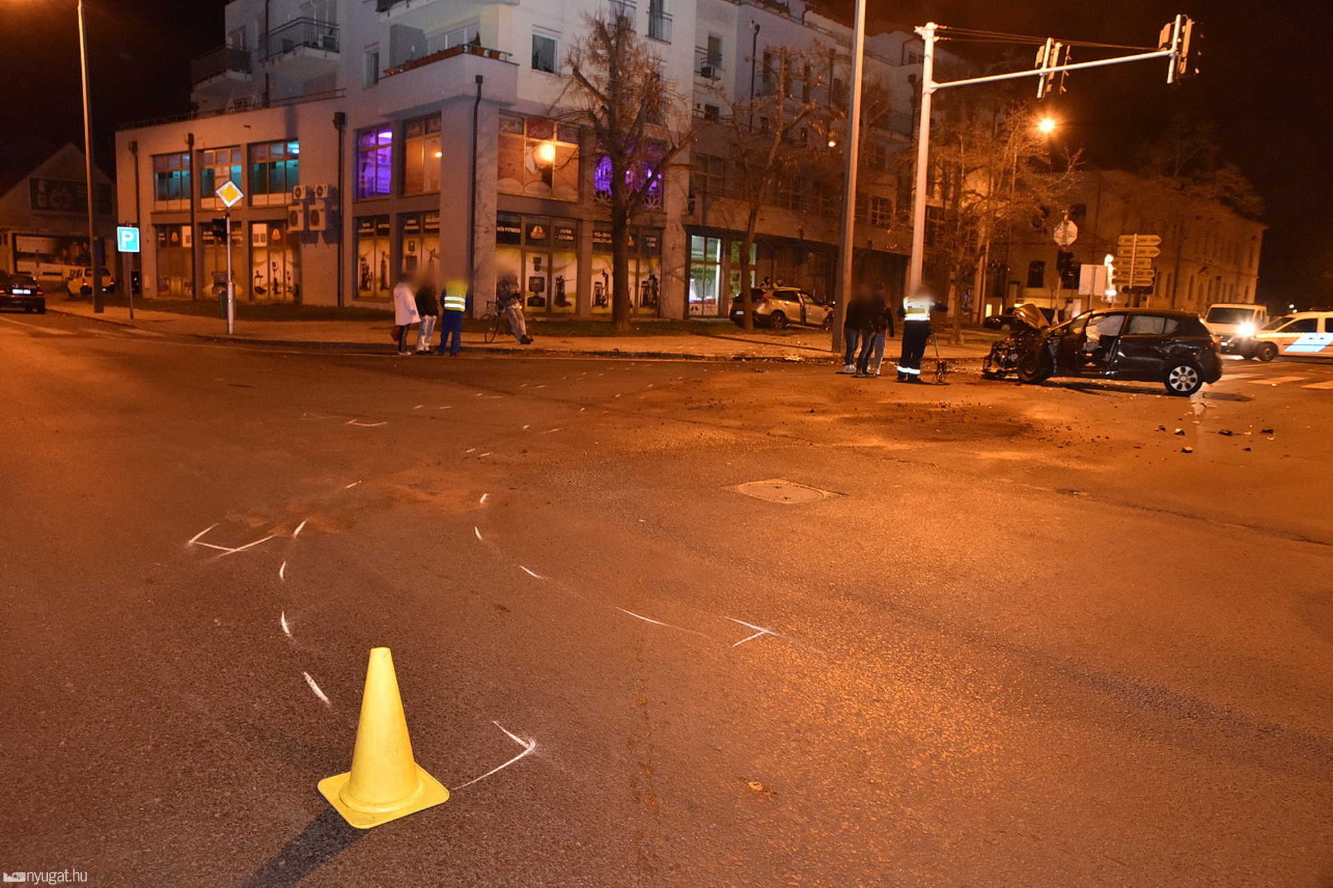 Opelbe robbant a Volvo Szombathelyen 
