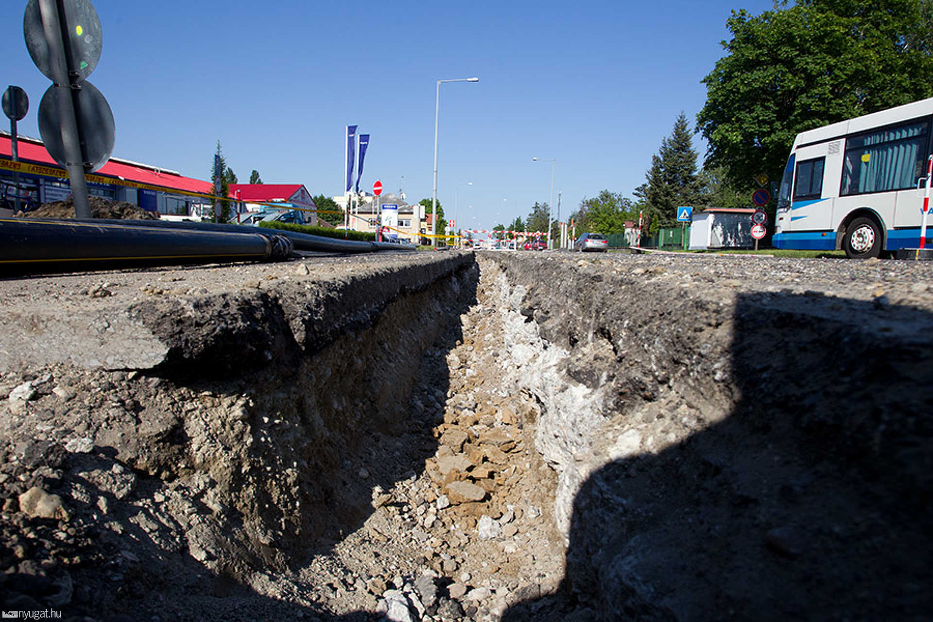 Gázvezetéket cserélnek a Zanati úton