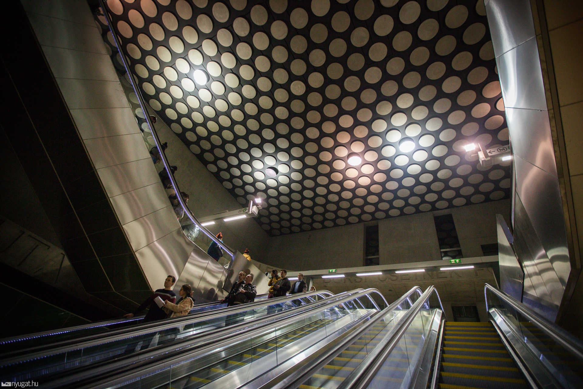 4-es metró az átadás napján