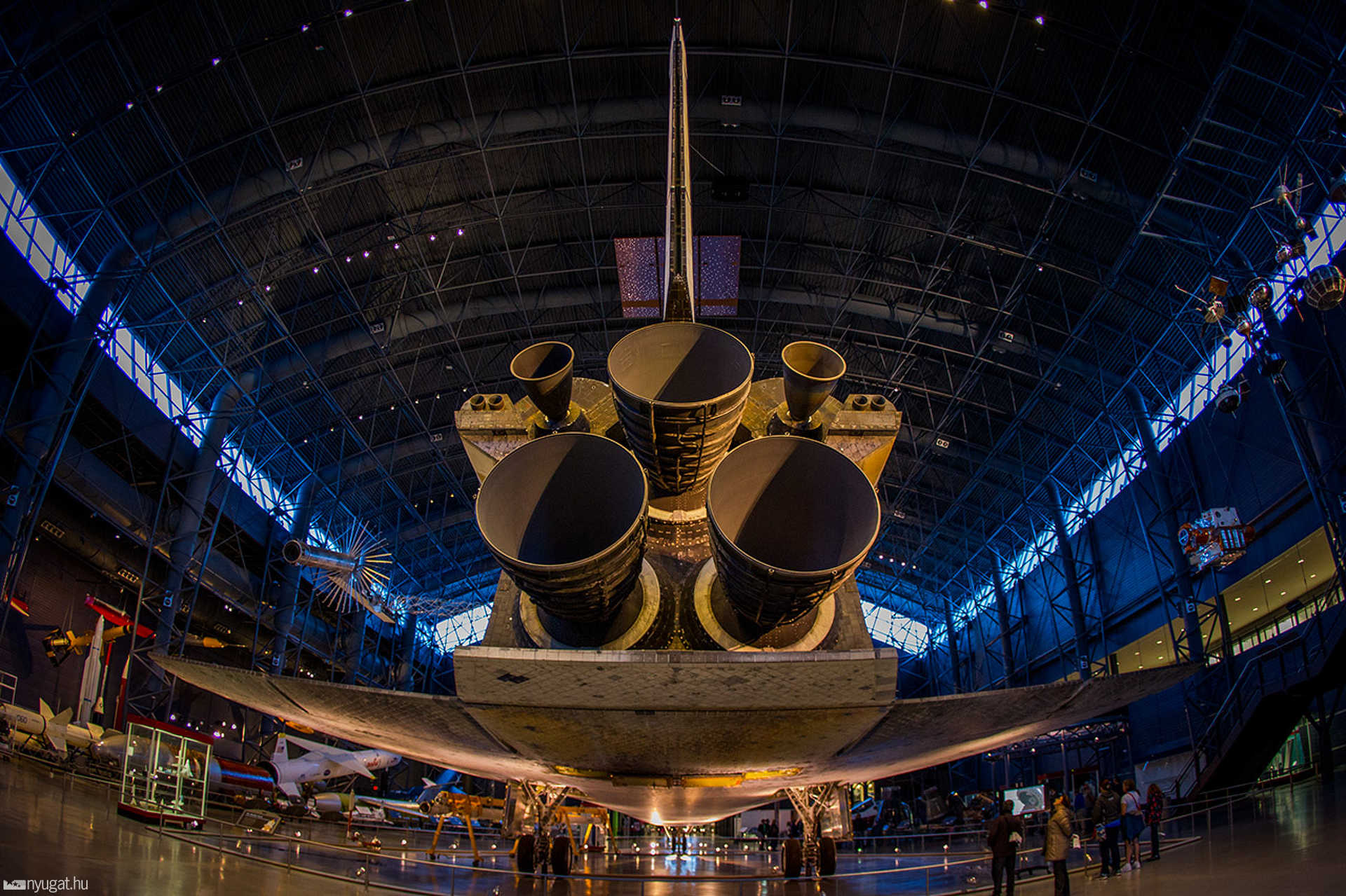 Steven F. Udvar-Hazy Center - Discovery űrsikló