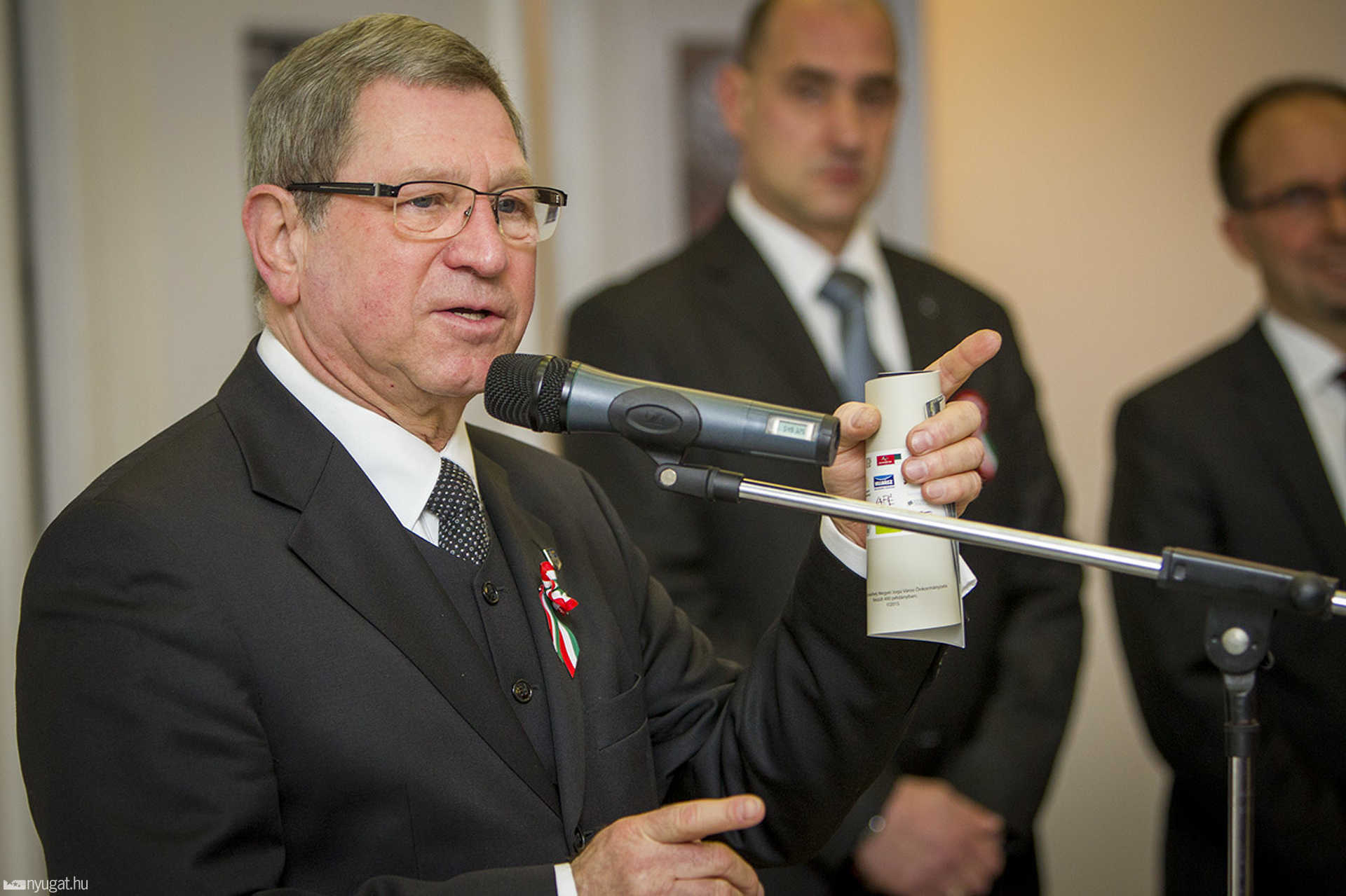 V. sajtófotó kiállítás