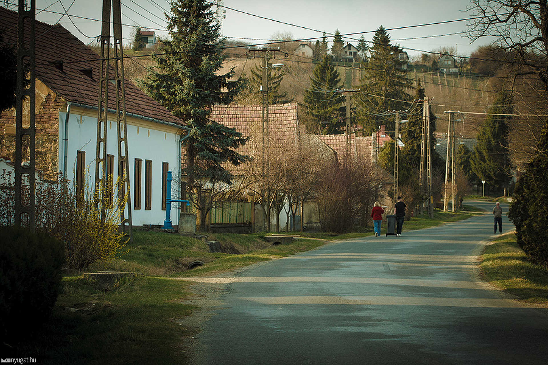 Kissomlyó