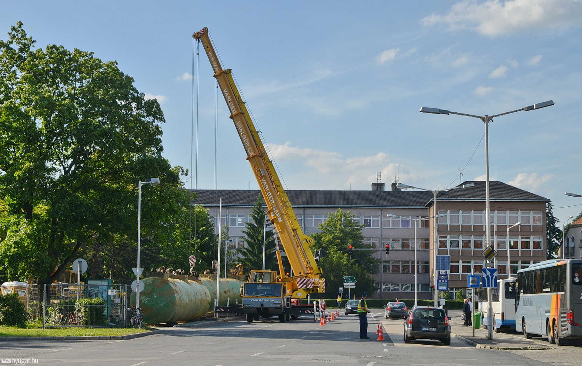 Kiemelték a felszámolt szombathelyi MOL kút tartályait