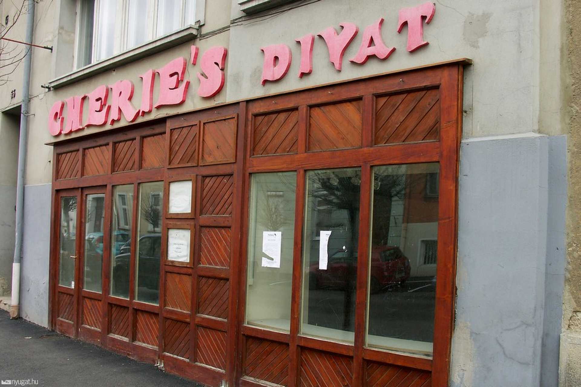 Divatüzlet korábban fagyizó volt