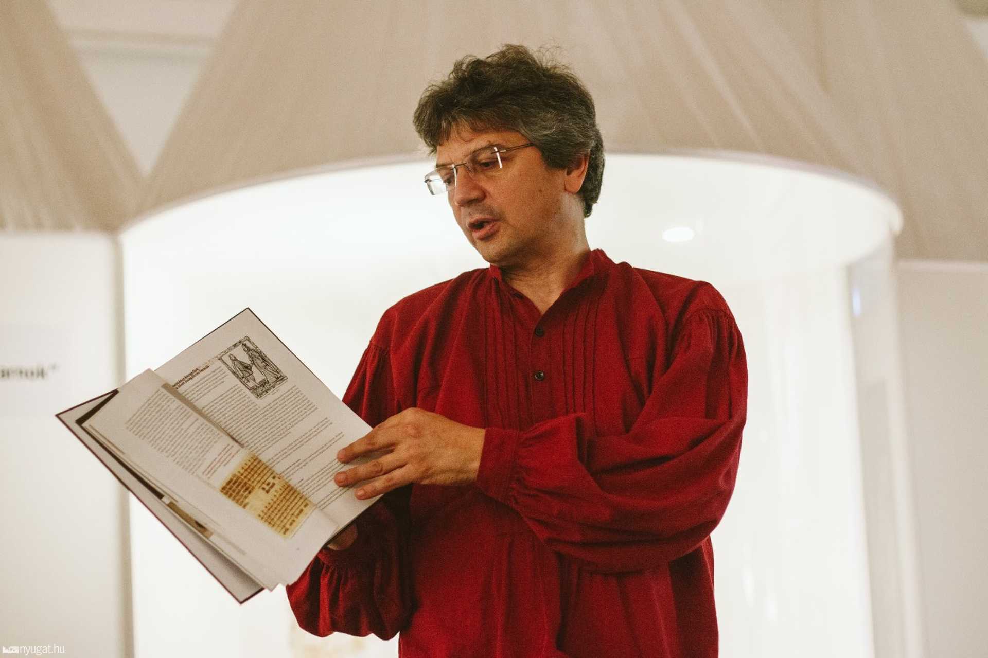 Lantkoncert a múzeumban