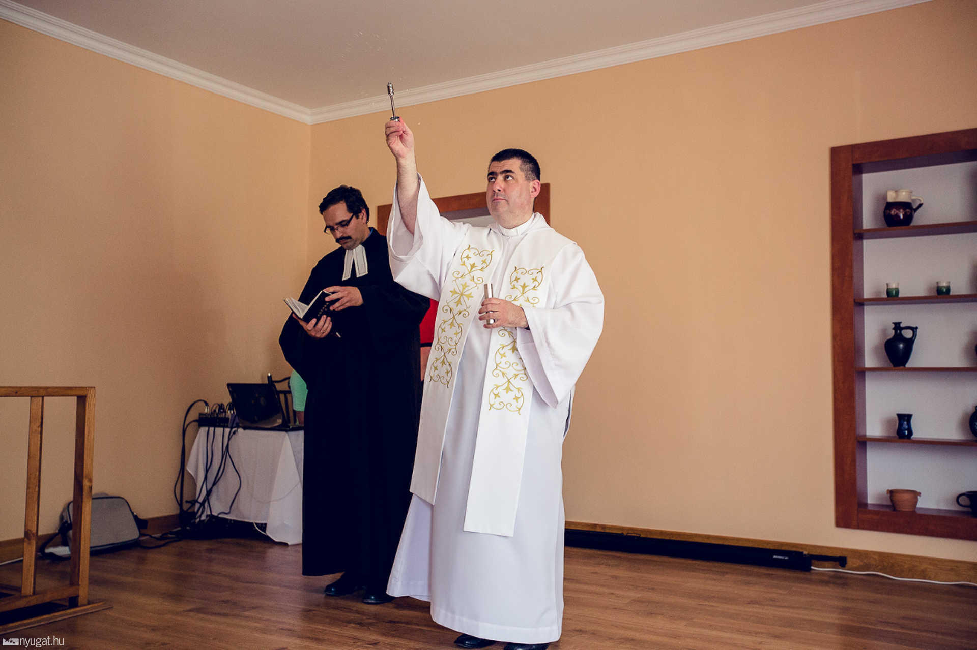 Átadták Meszlen új közösségi házát