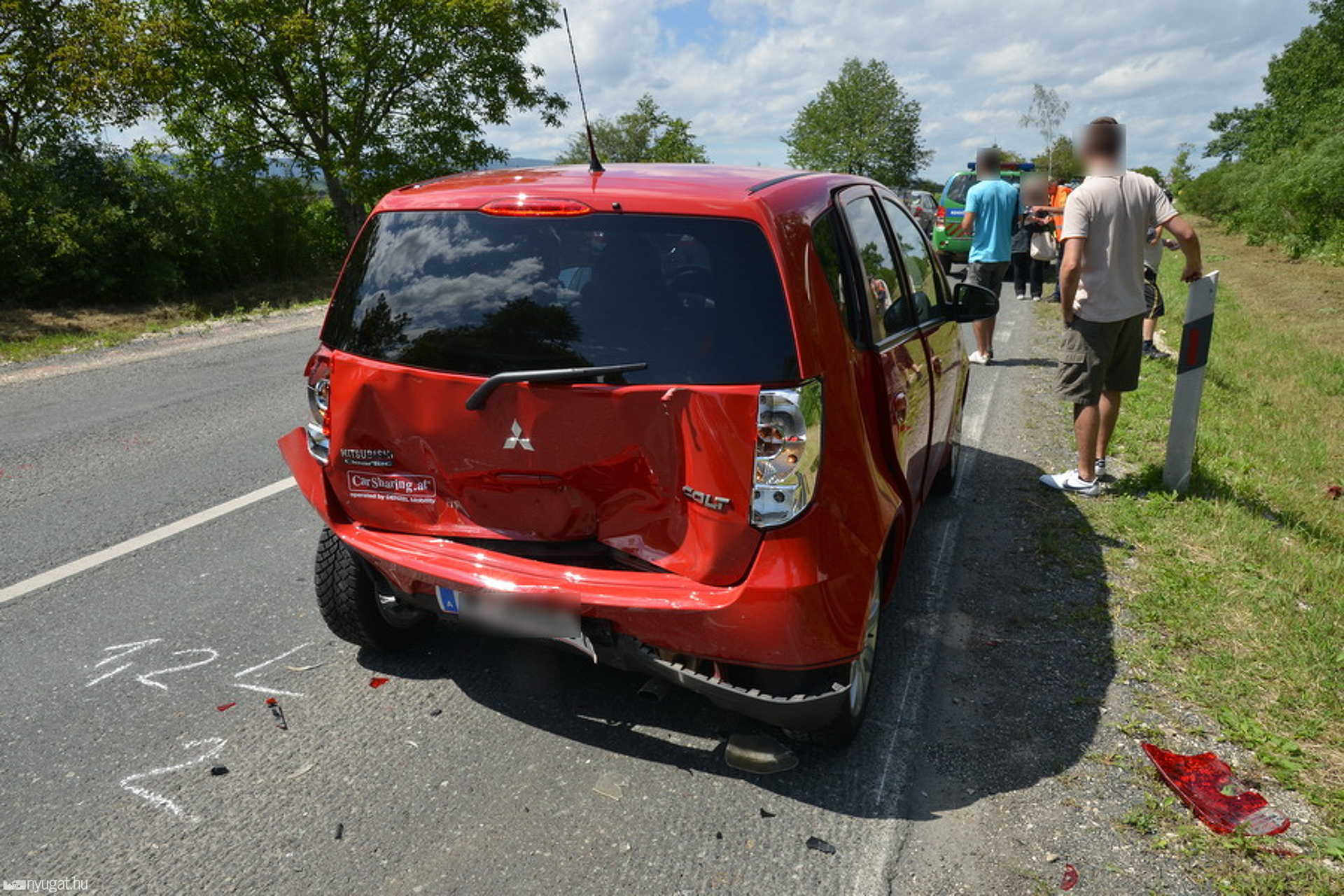 Három autó ütközött a 87-es főúton