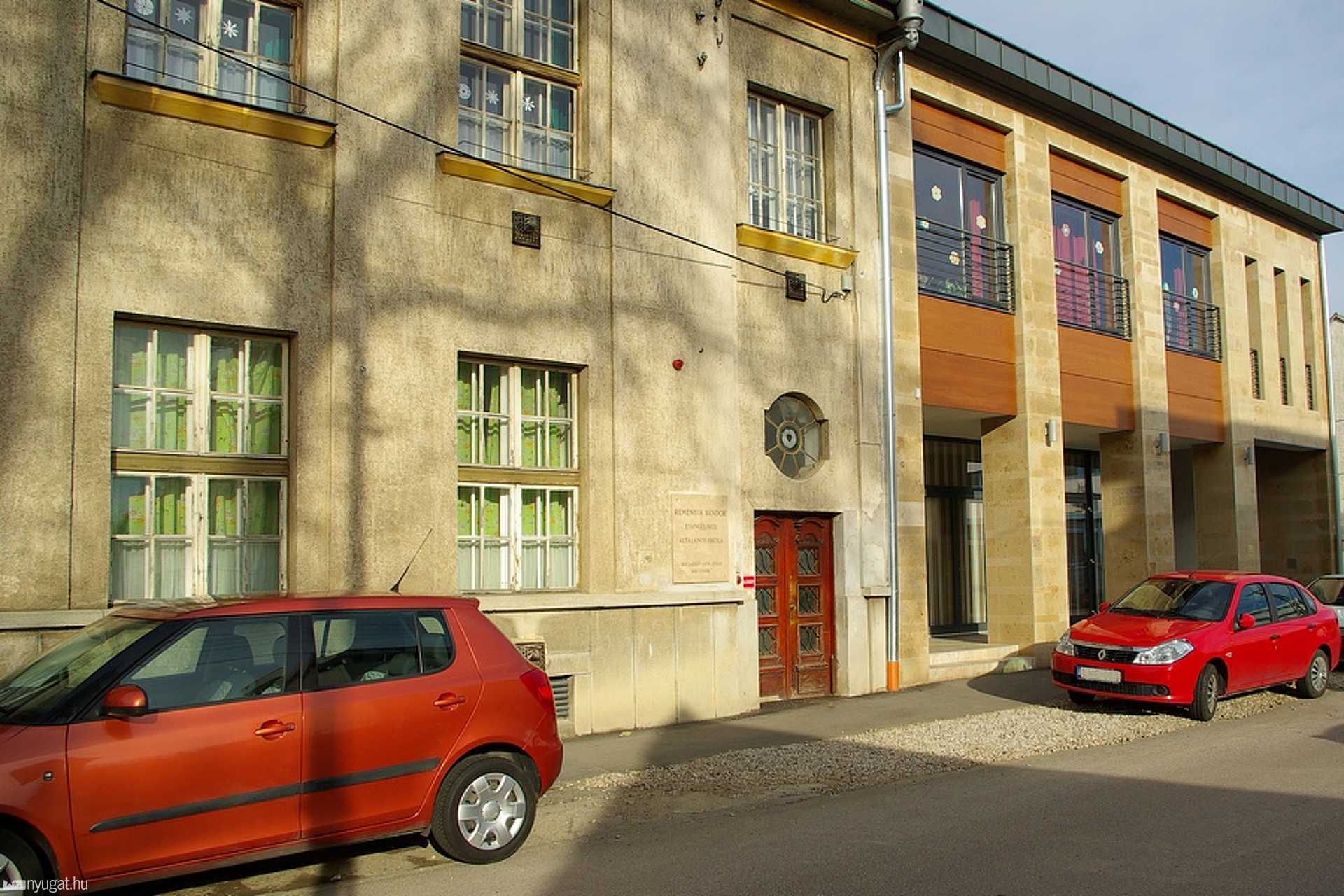 Balogh József Könytár