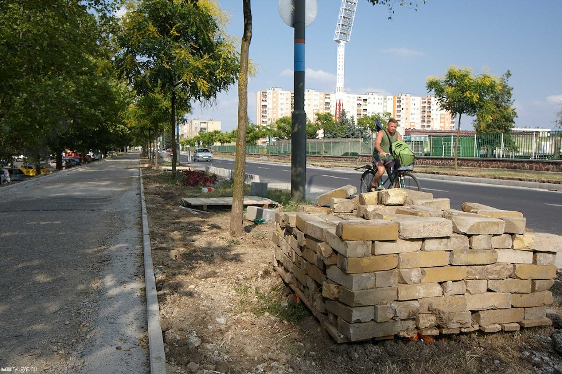 Járdafelújítás a Bartók B. körúton