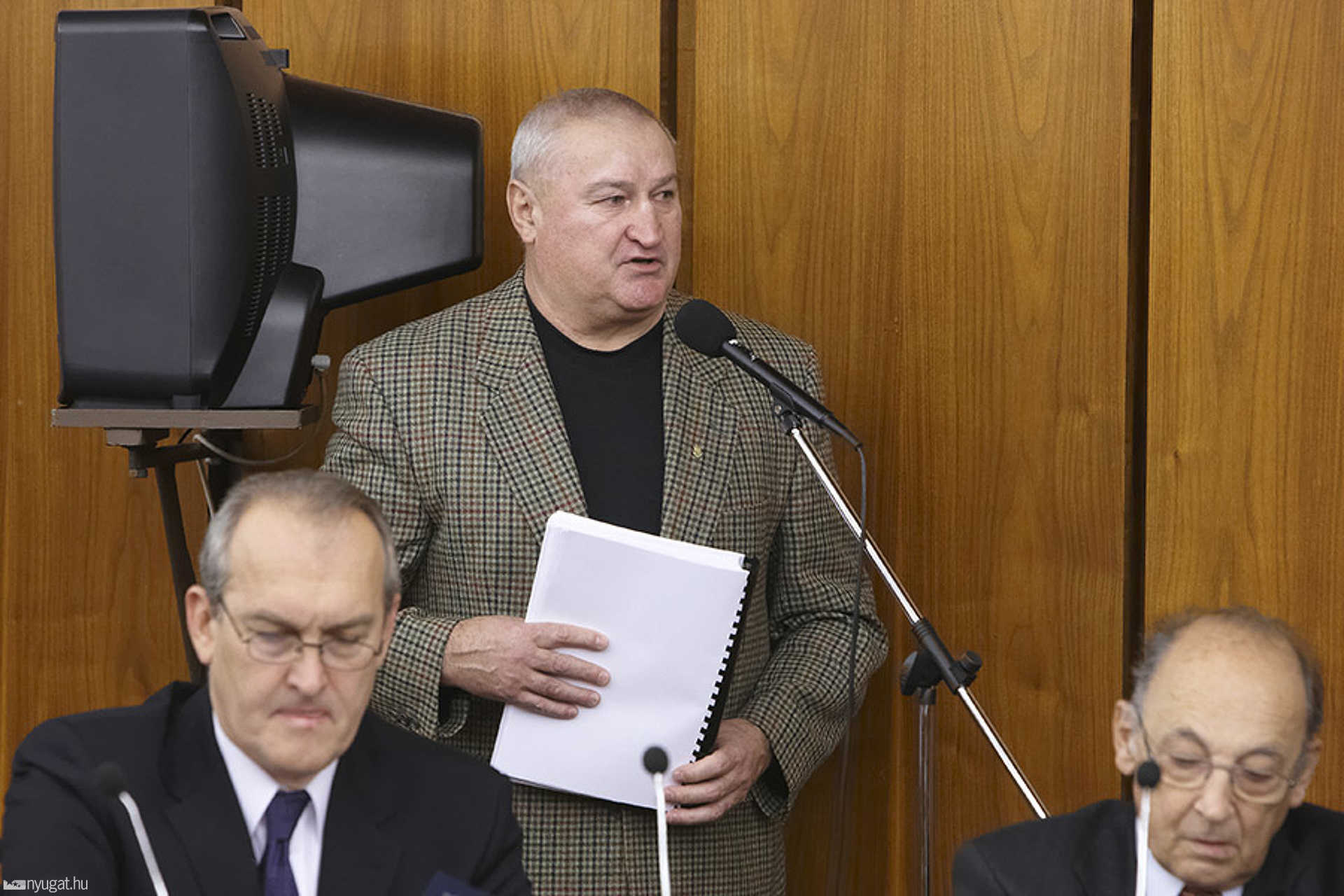 Decemberi közgyűlés