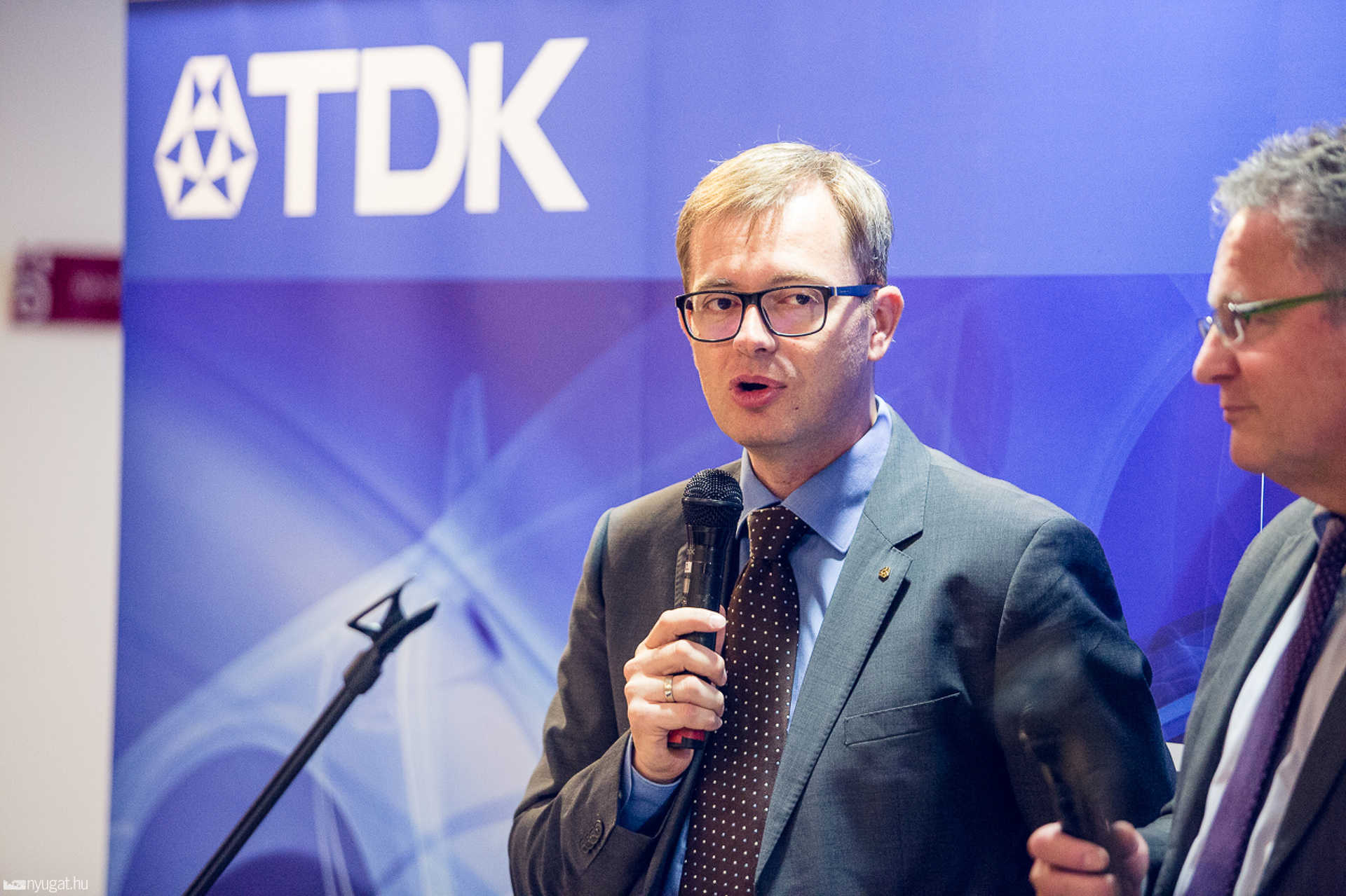 Törzsgárda tagokat ünnepelt az EPCOS