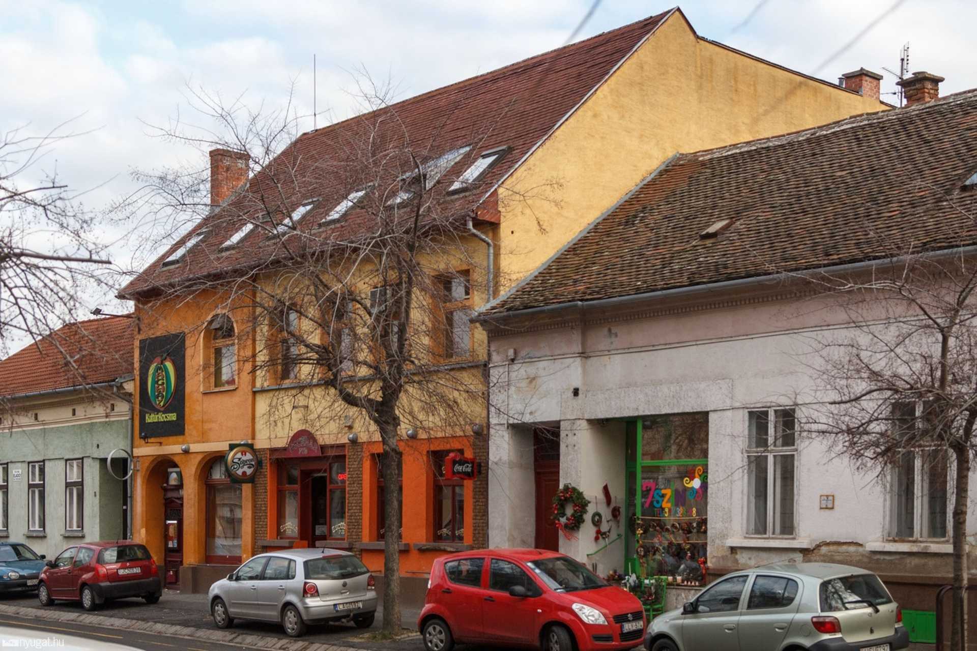 Magház kultúrkocsma - a régi Country Club