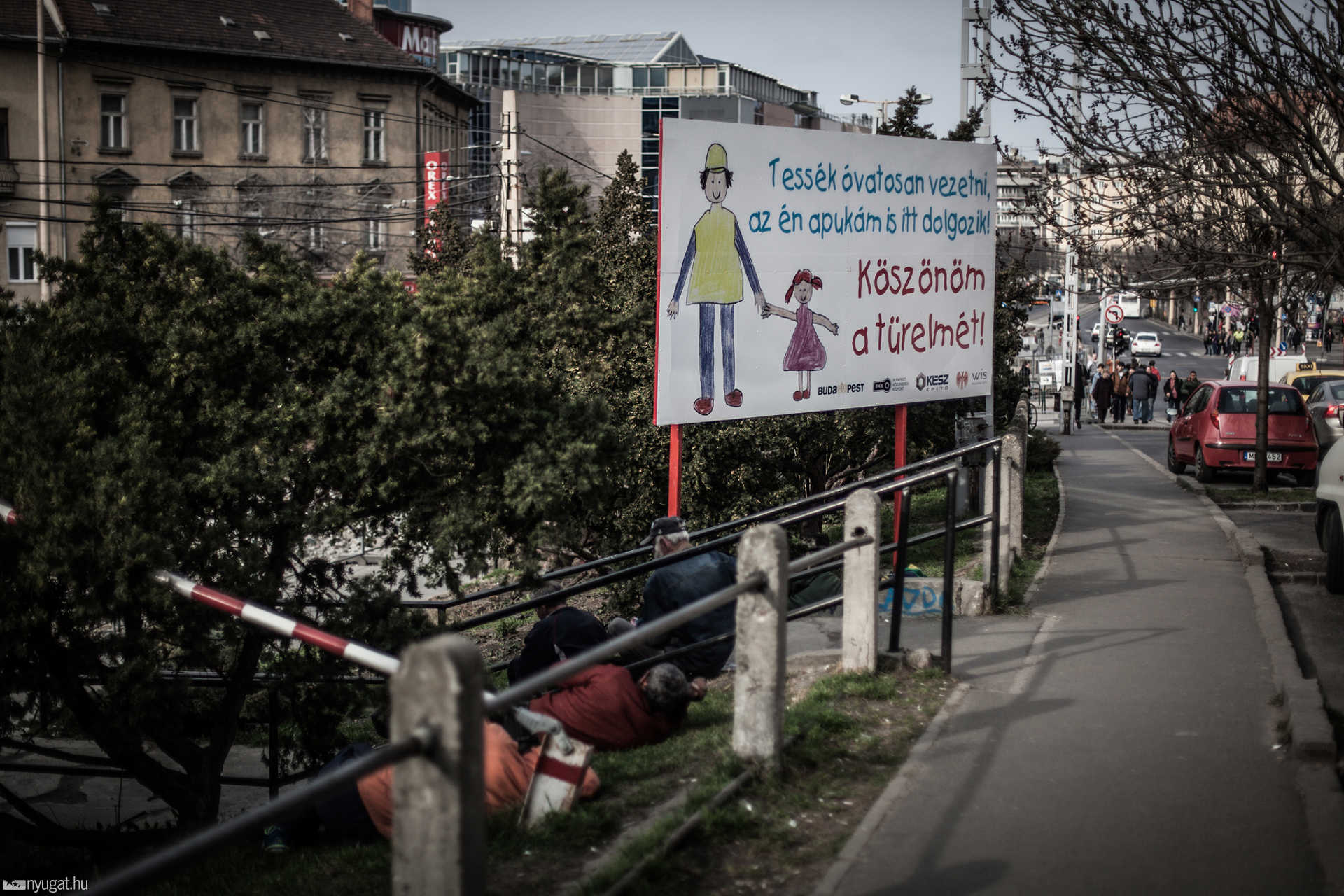 2015 tavaszának Budapestjén az apokalipszis rideg szele fúj keresztül