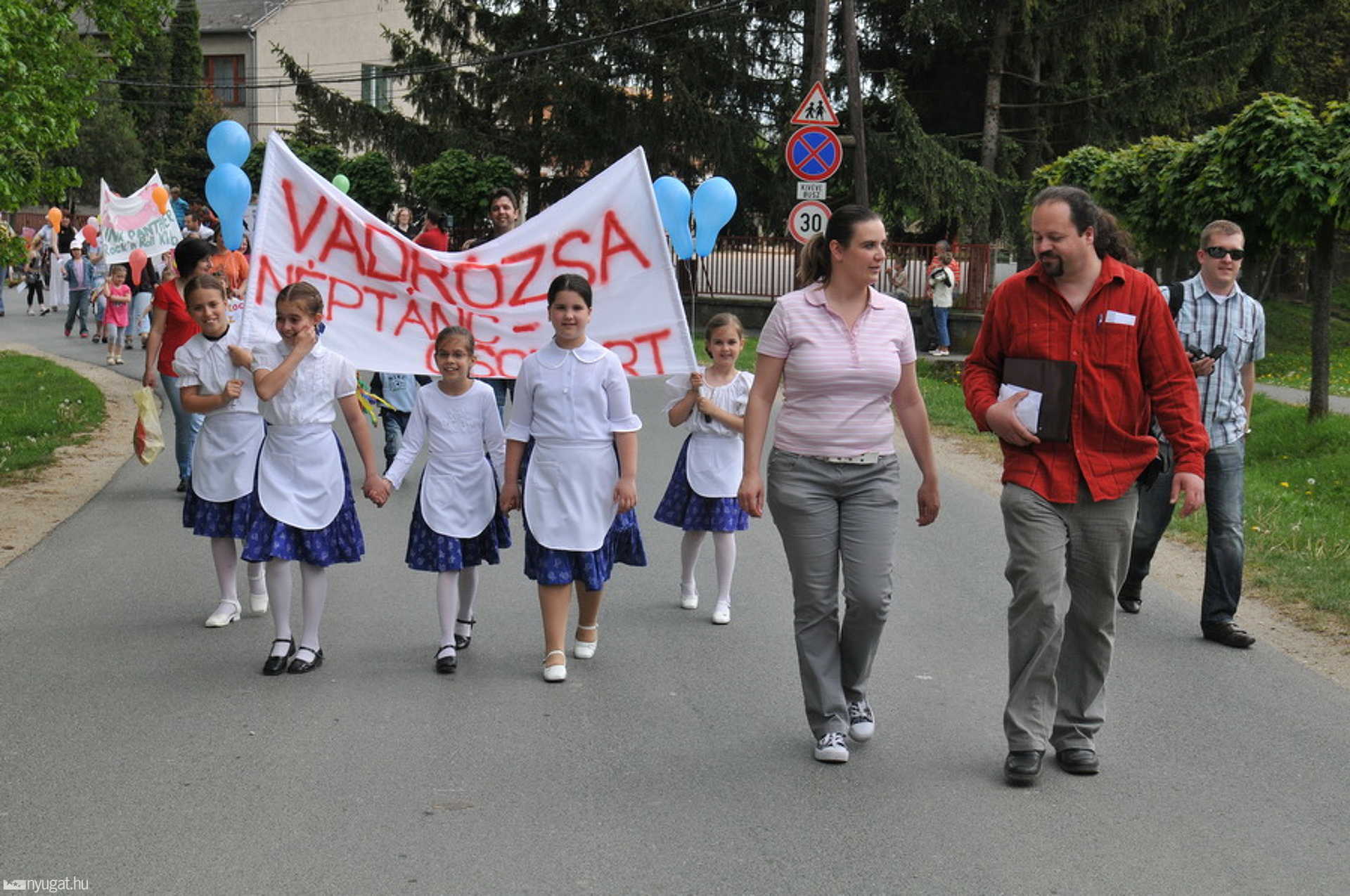 Táplánszentkereszti retro felvonulás és majális - 2010.
