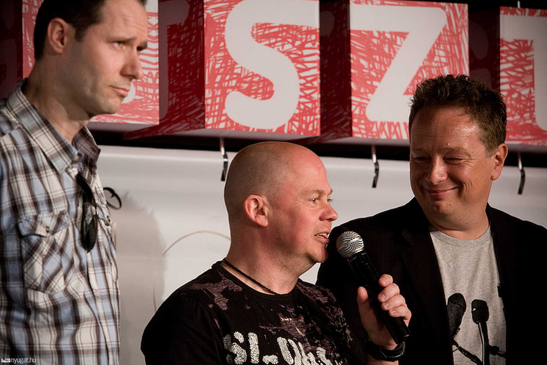 Sziget 2011 sajtótájékoztató az A38-on