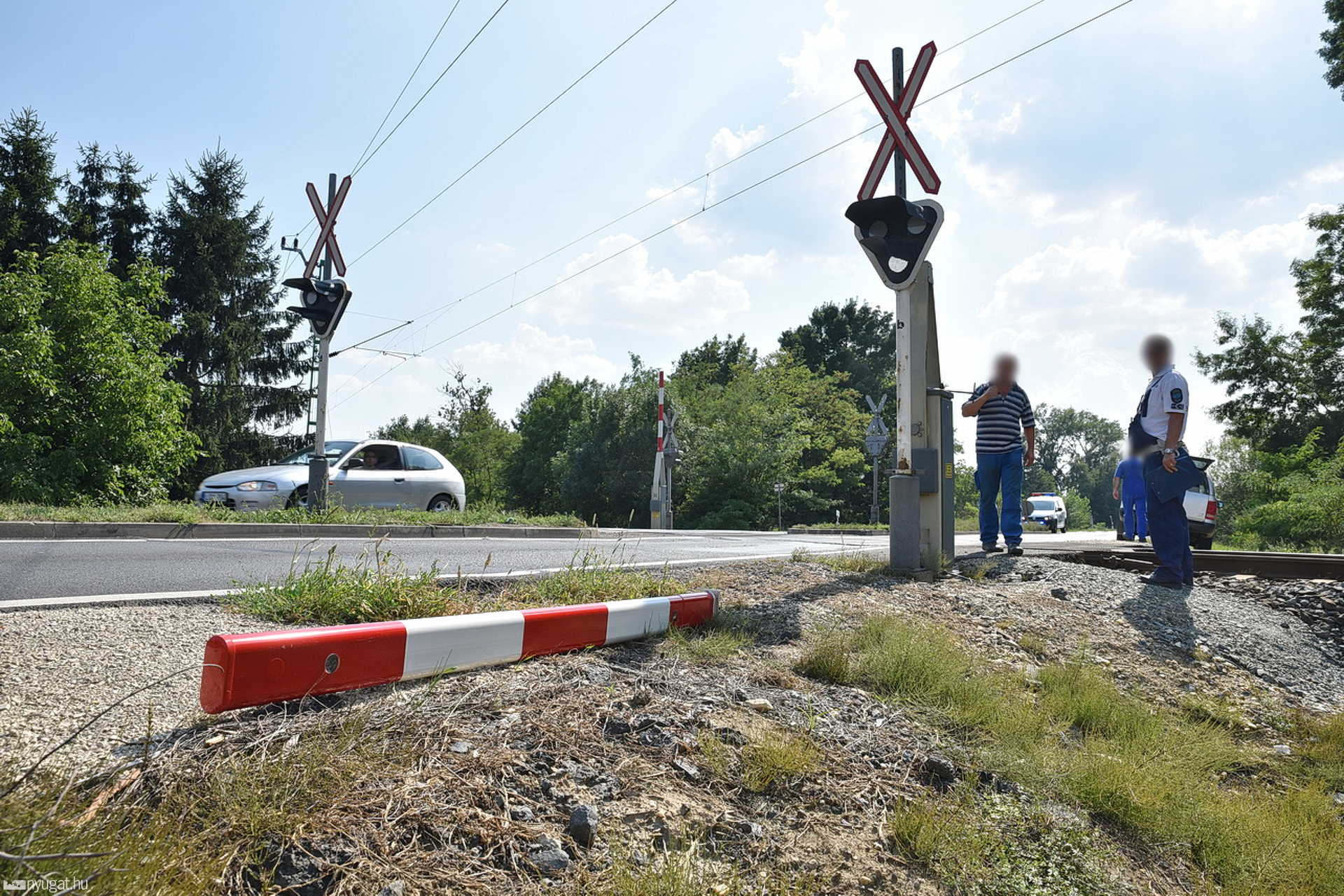 Sorompót tört egy külföldi autó a szombathelyi elkerülőn