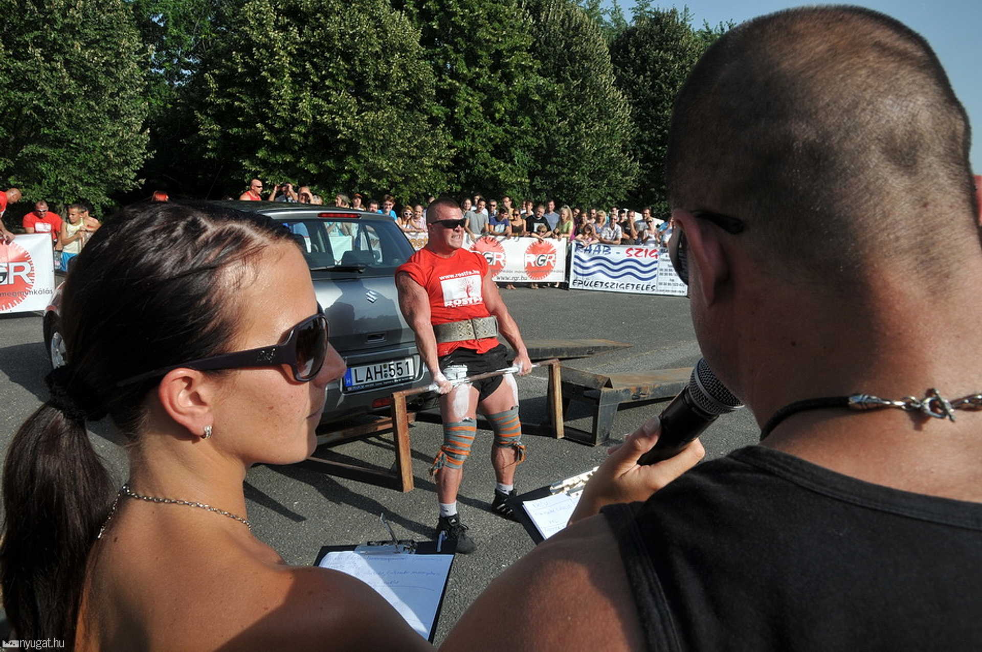 Erős emberek tartó országos bajnoksága Szombathelyen - 2011.