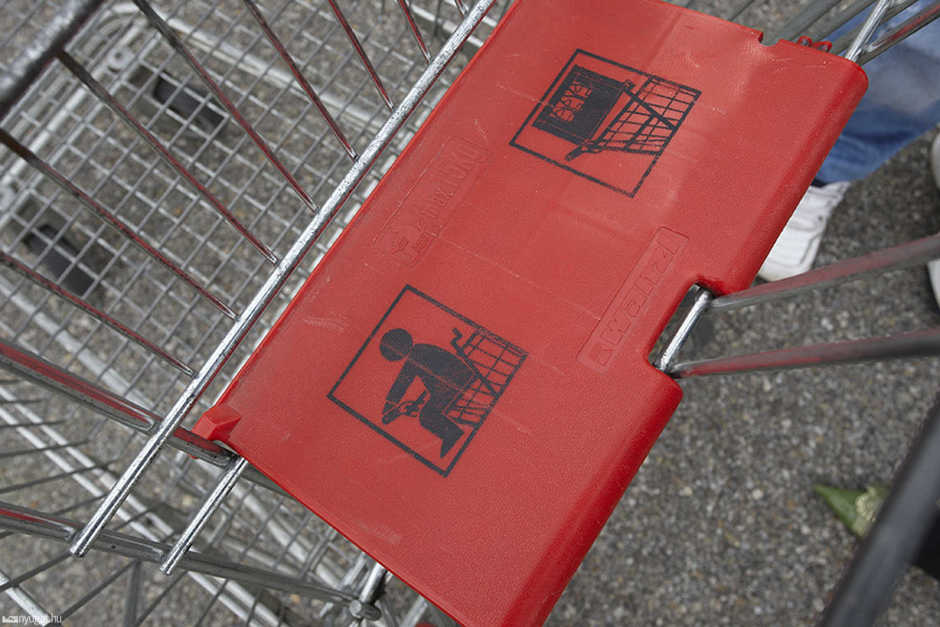 Interspar bevásárlókocsi