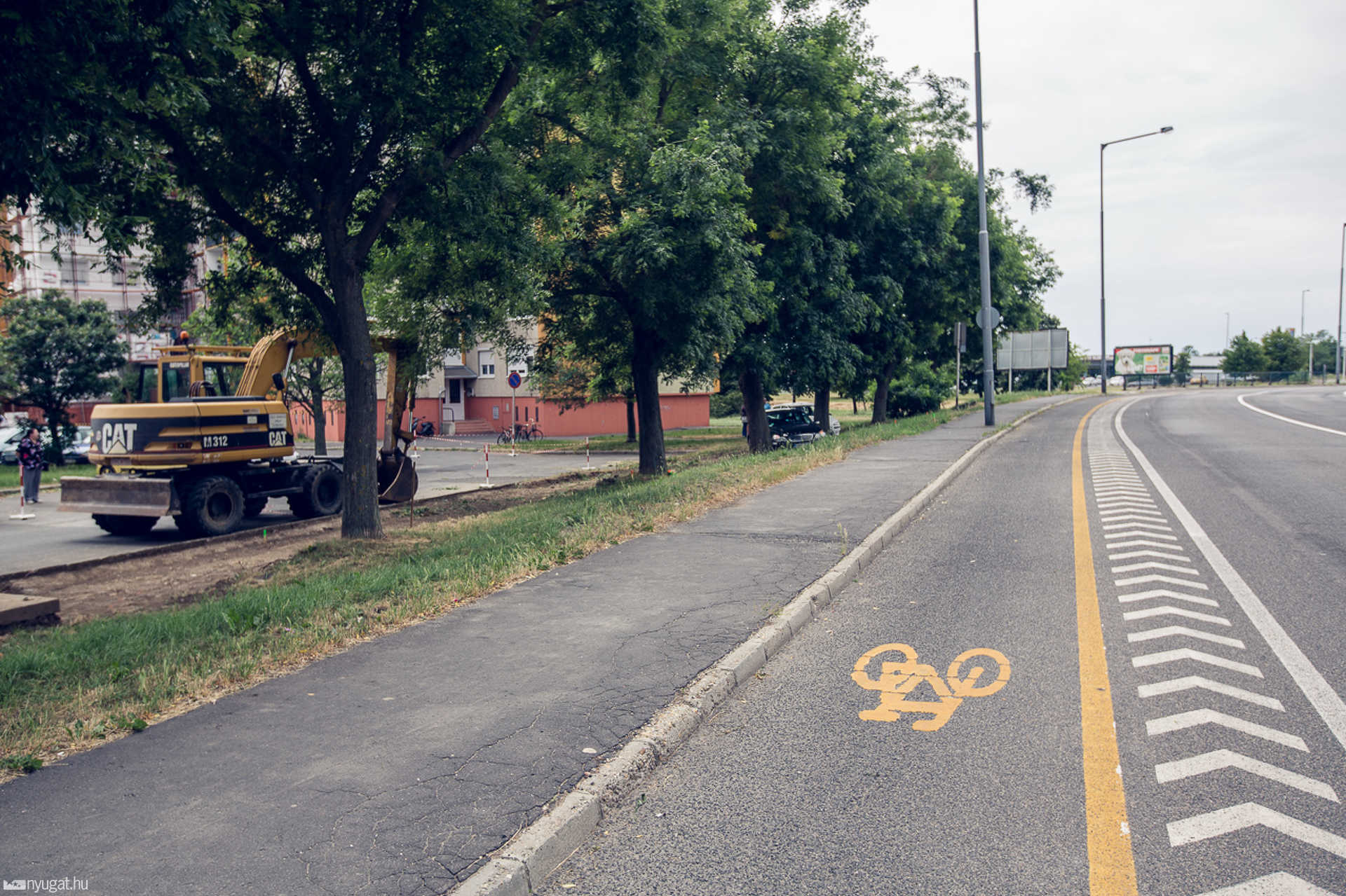 Patthelyzet a Szent Gellért utcai bicikliút építésén