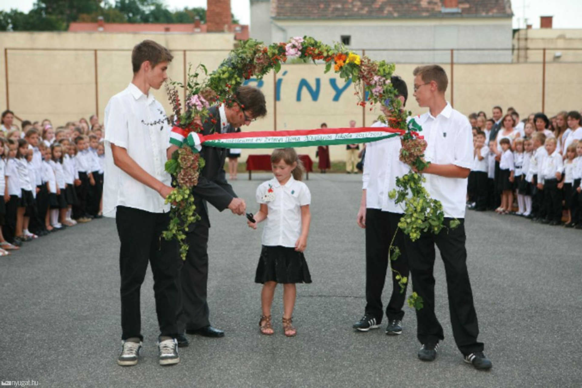 Tanévnyitó 2011-2012