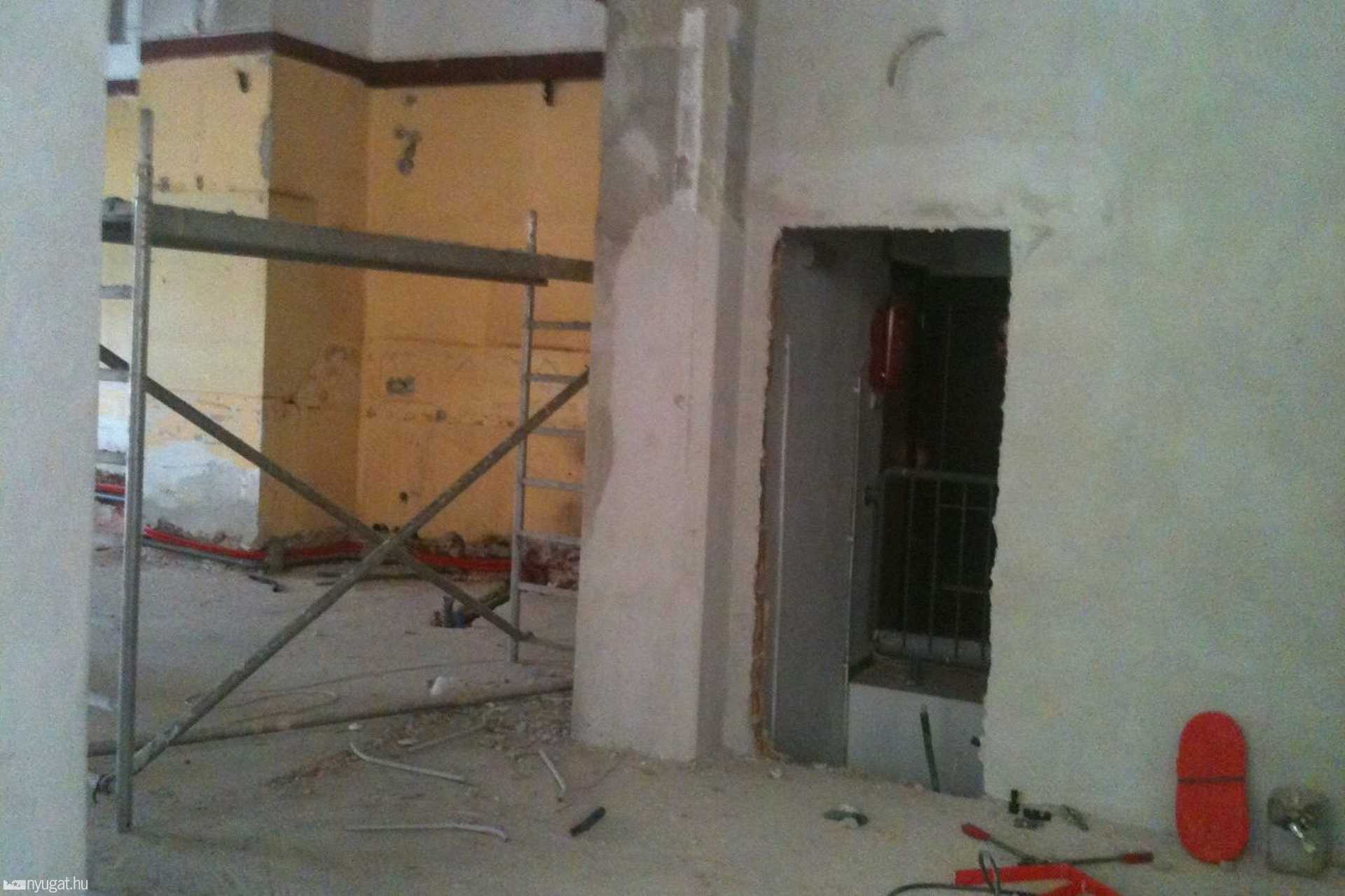 Felújítják az Art Cafét