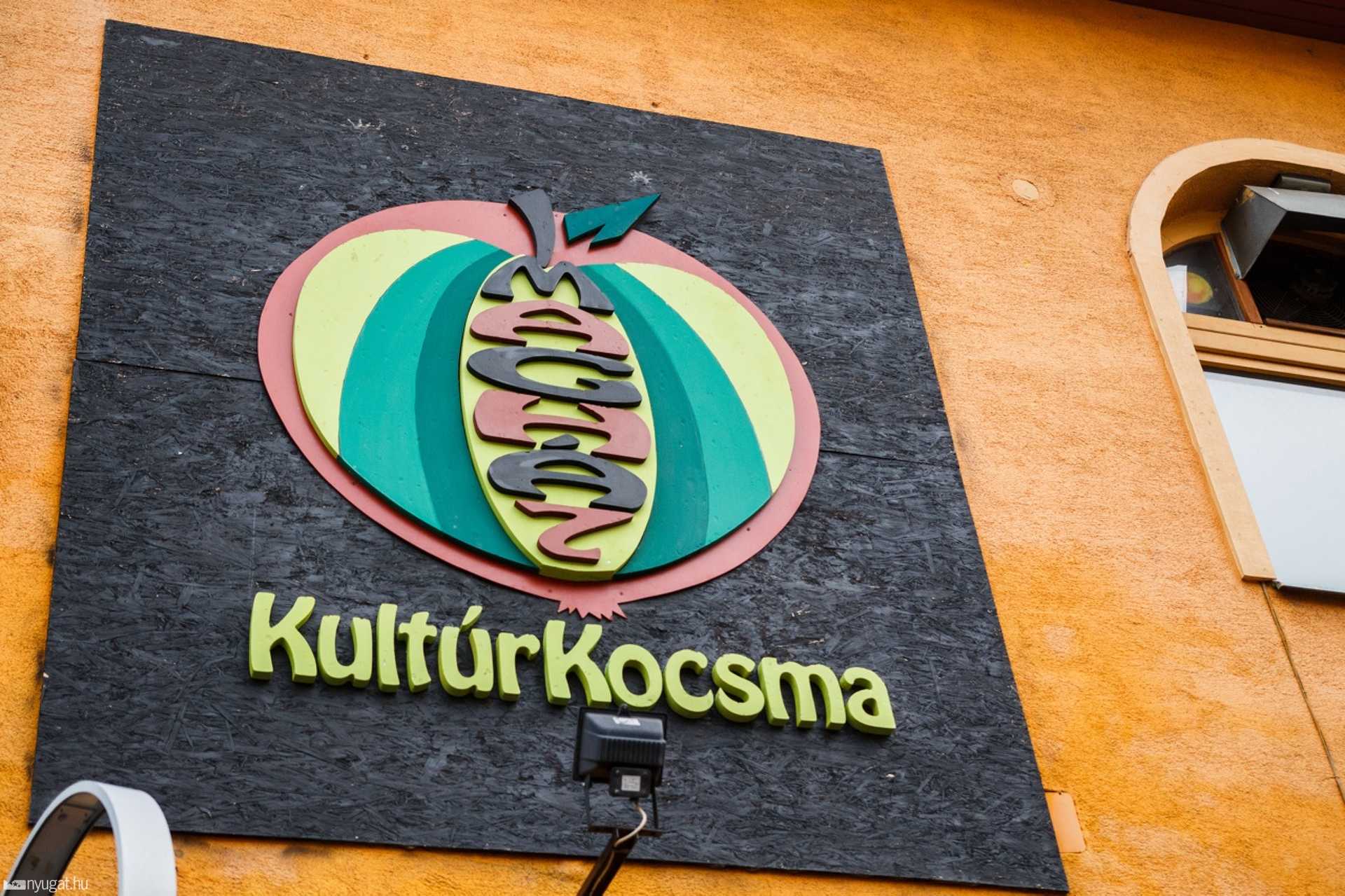 Magház kultúrkocsma - a régi Country Club