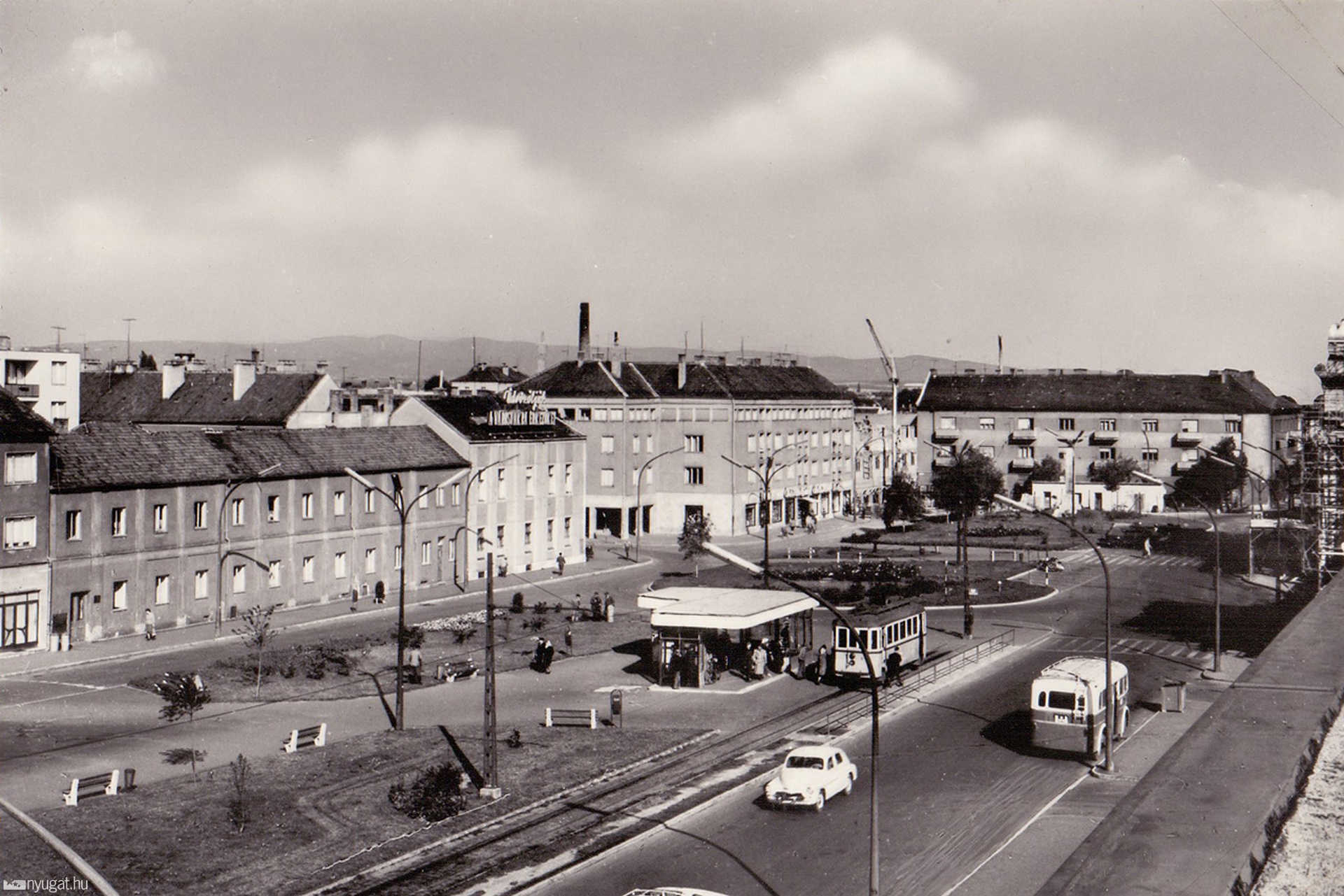 Éhen Gyula tér