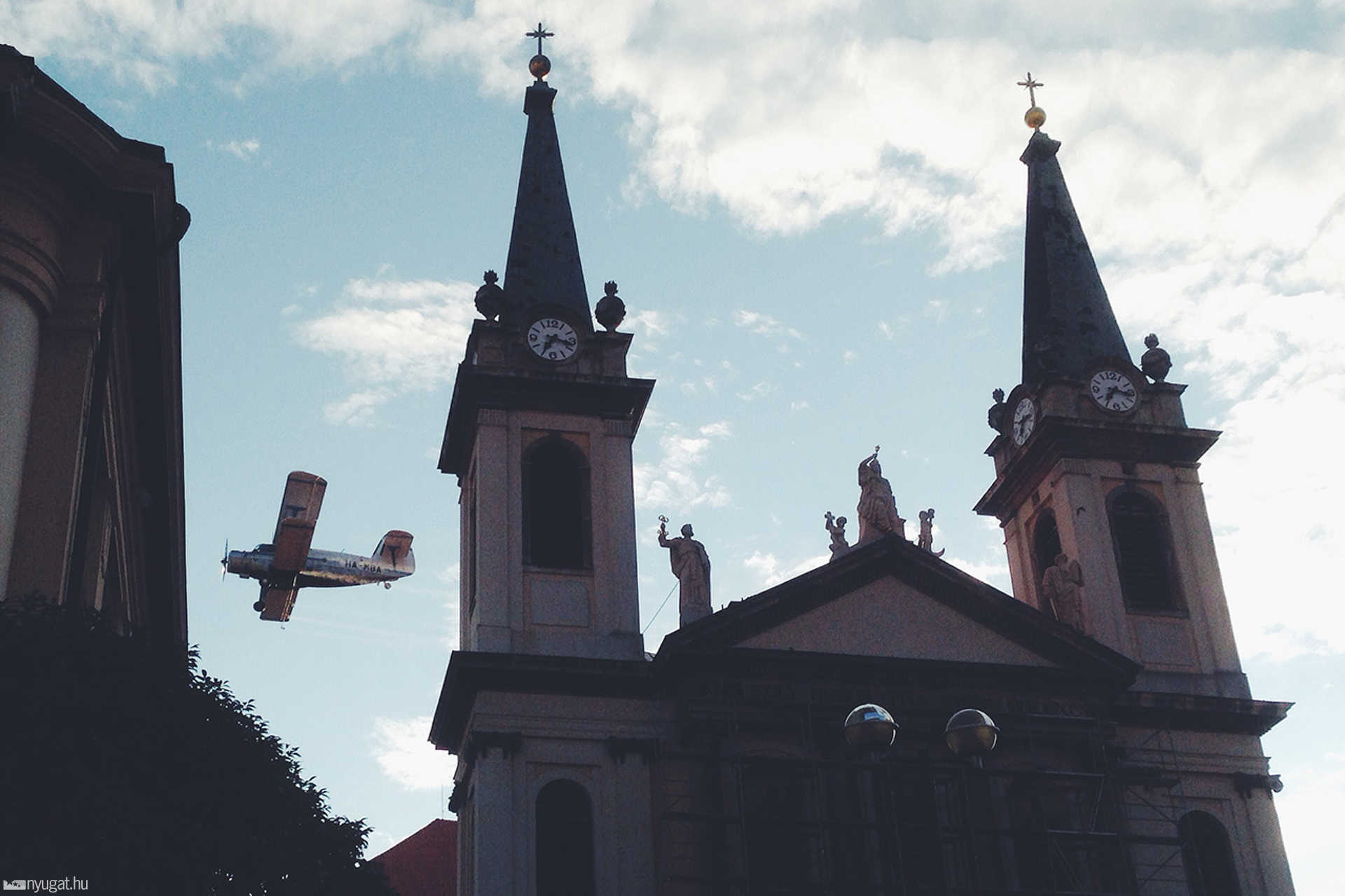 AN-2 permetezőgép - szúnyogirtás