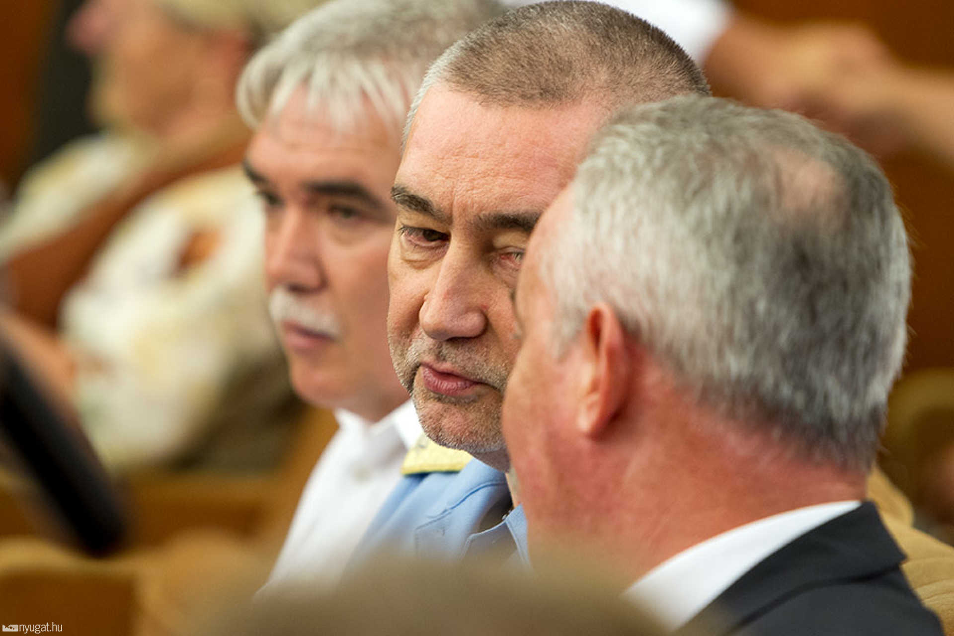Júniusi közgyűlés
