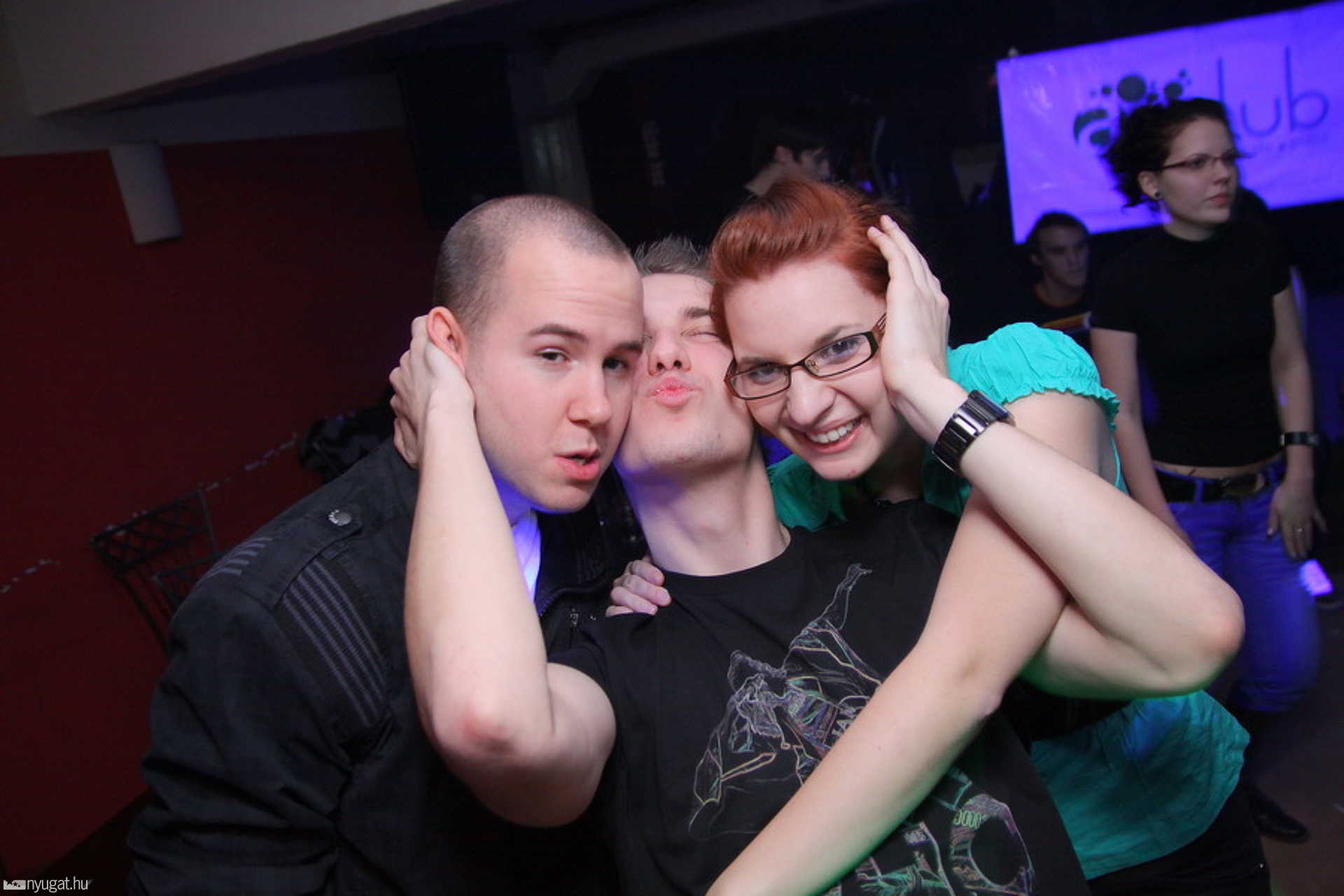 A Club péntek