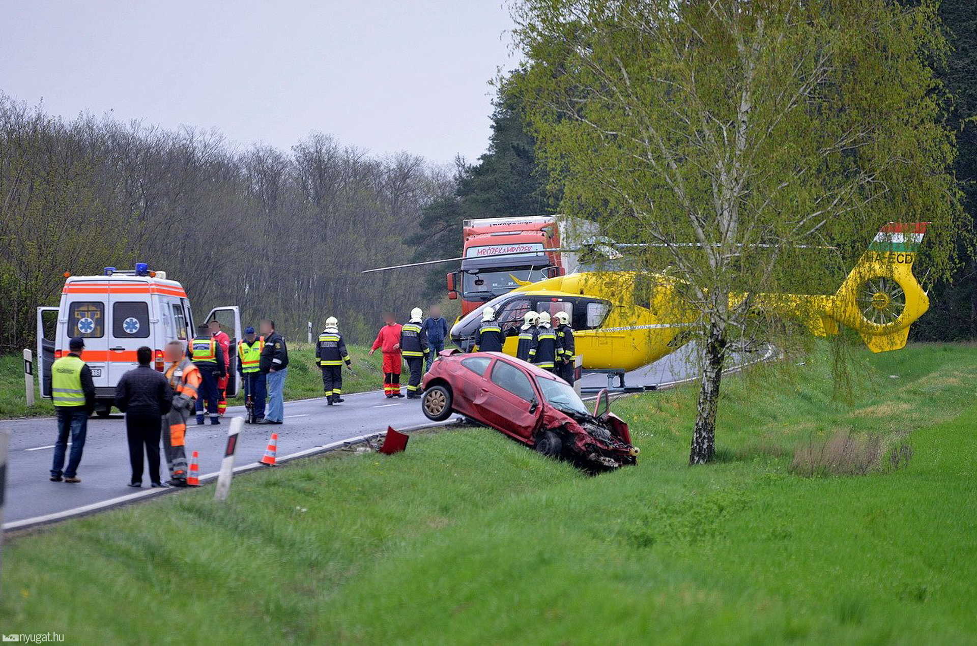 Frontális baleset a 86-oson, Vasegerszeg közelében