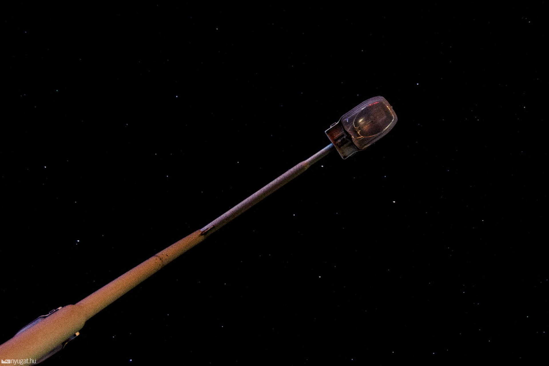 Sötétségben a Mártírok tere