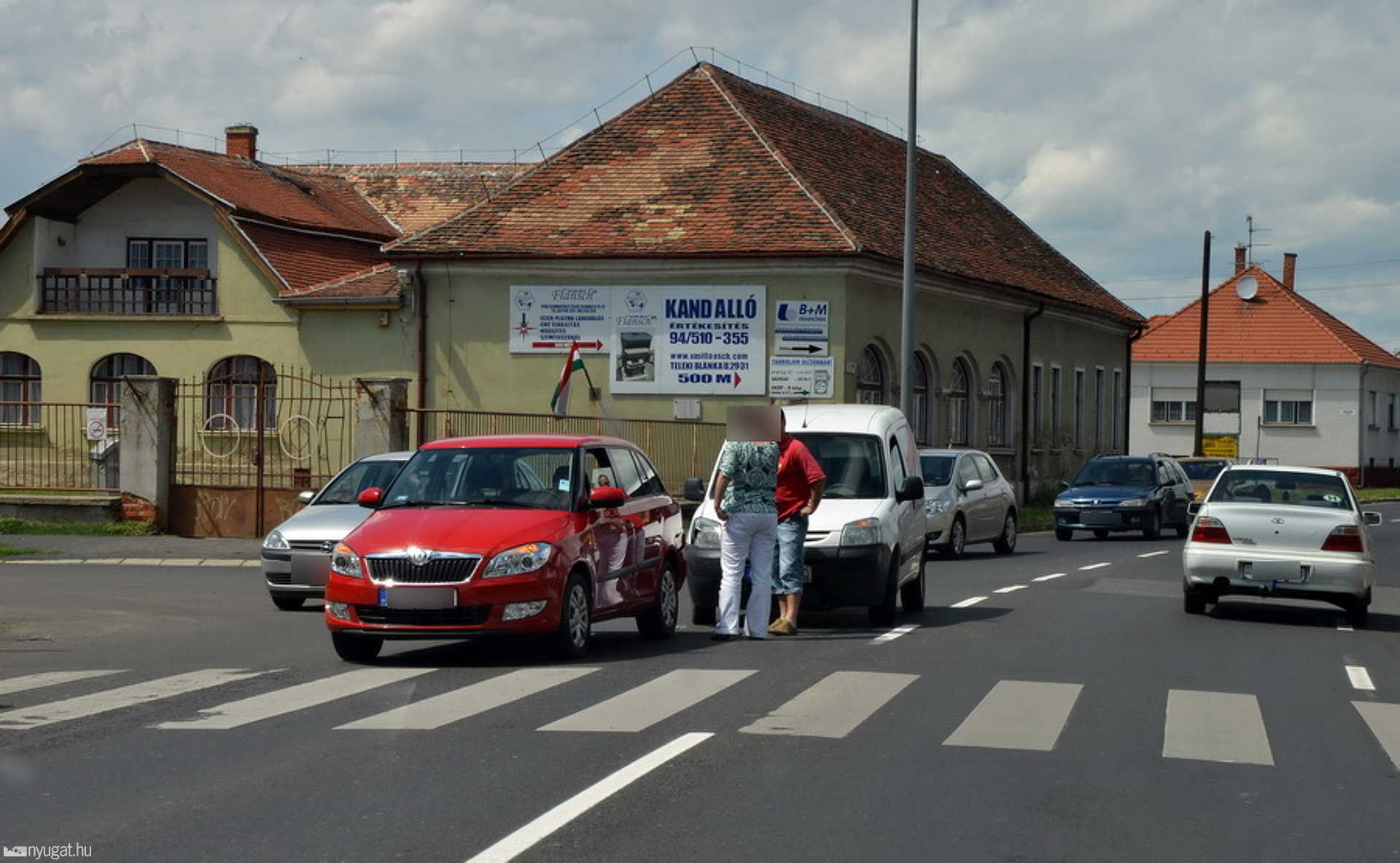 A zebráknál gyakoriak a ráfutásos balesetek