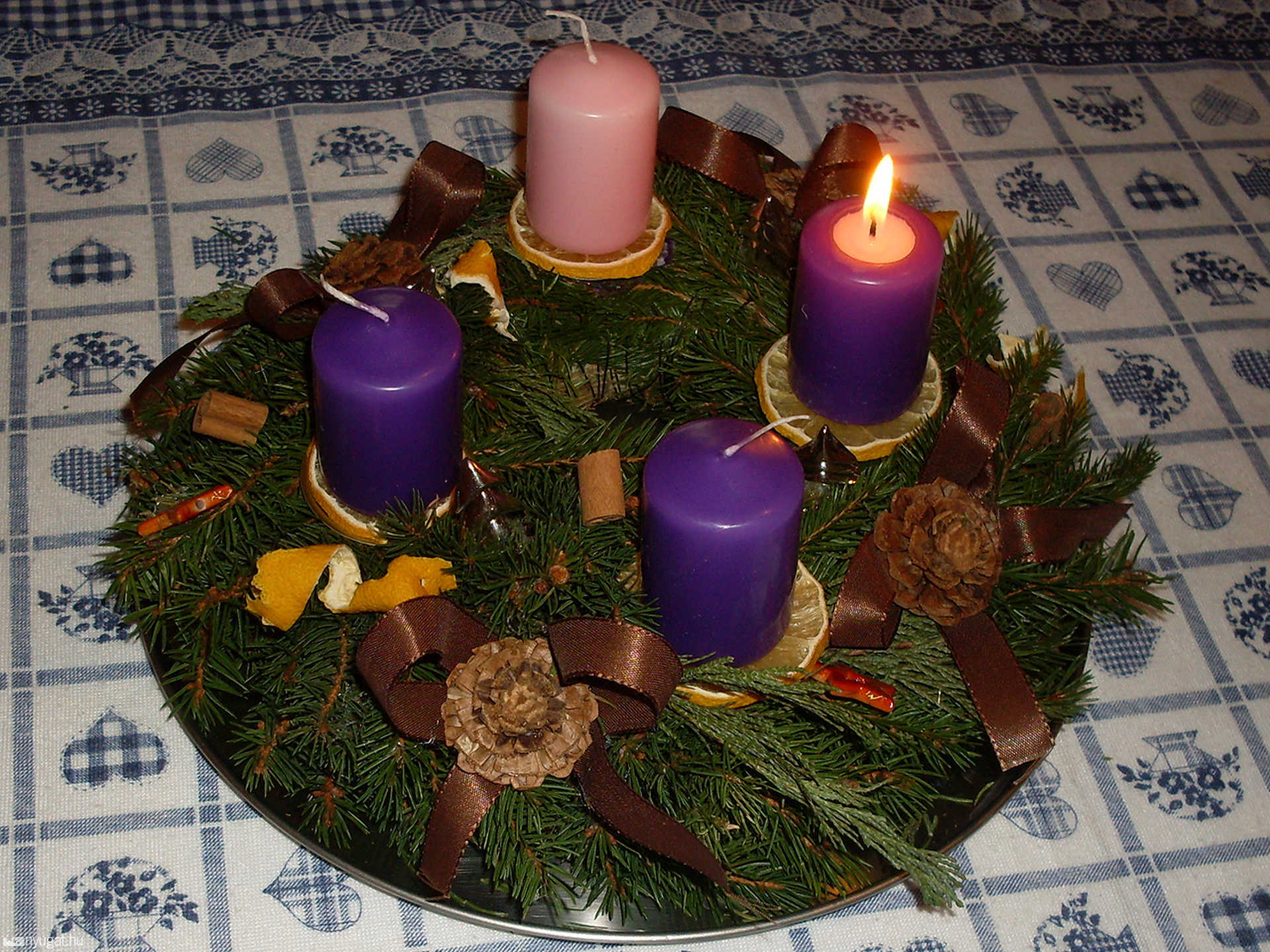 Légrádiné Czeglédi Erzsébet adventi koszorúja