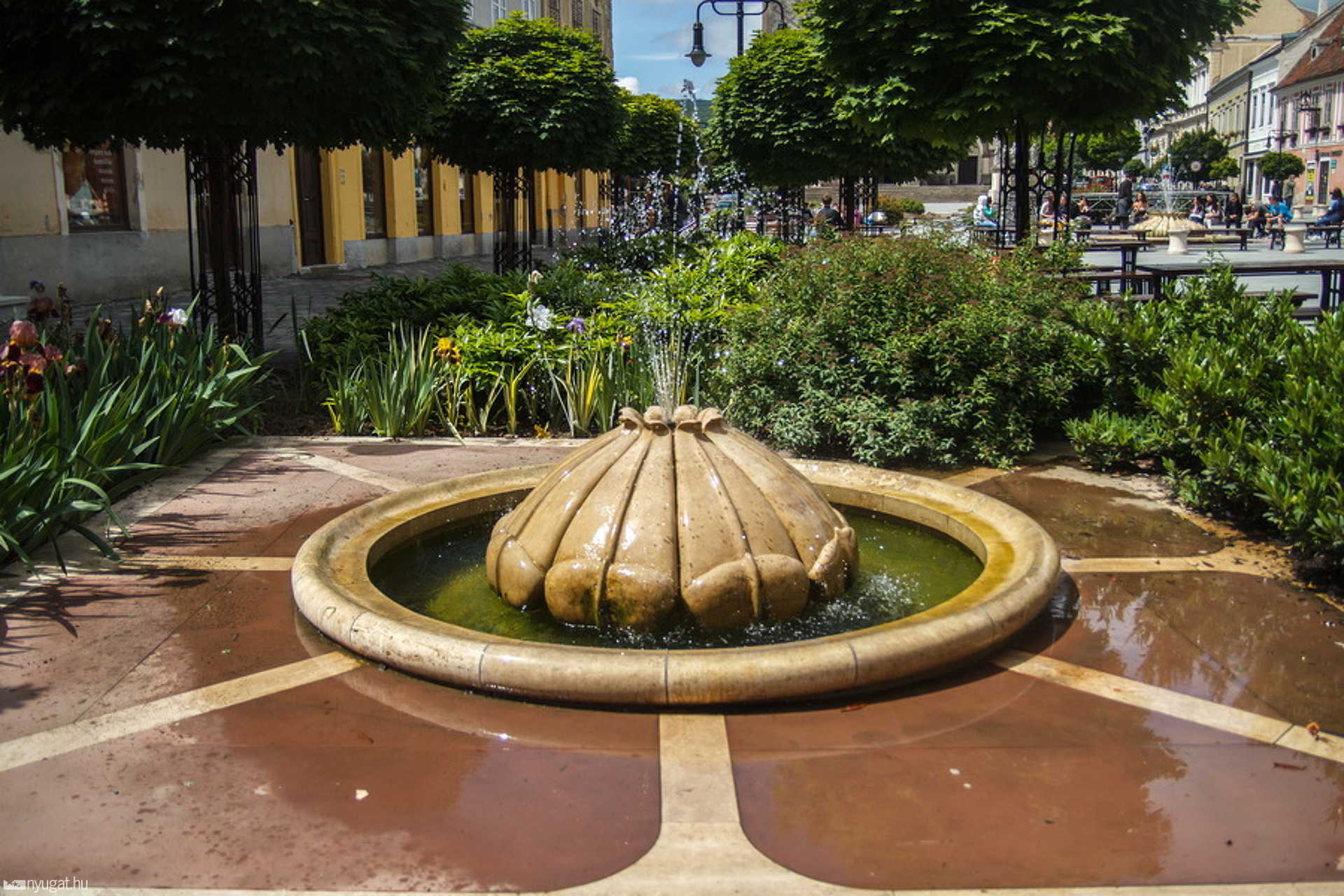 Szökőkút - Kőszeg, Fő tér