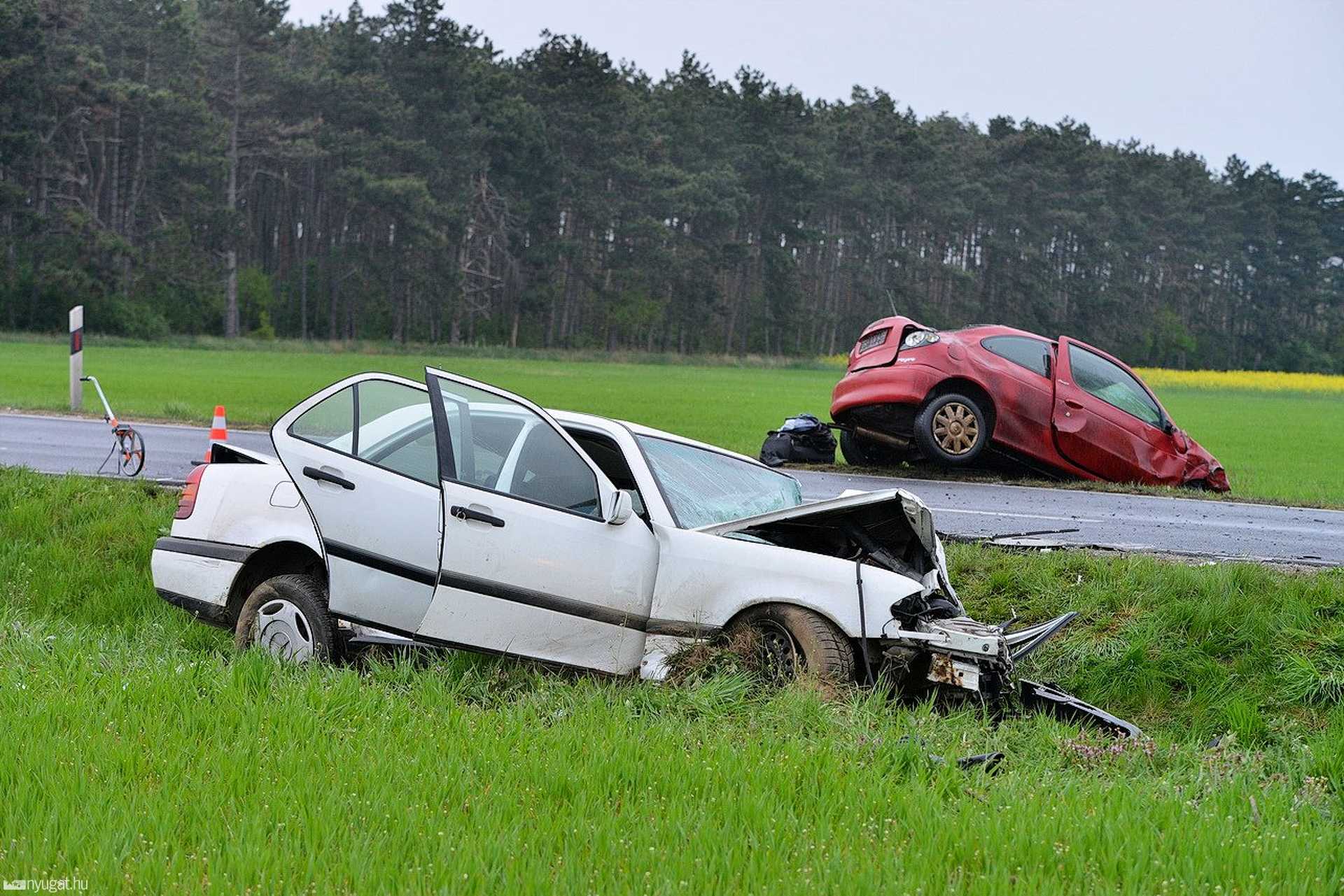 Frontális baleset a 86-oson, Vasegerszeg közelében