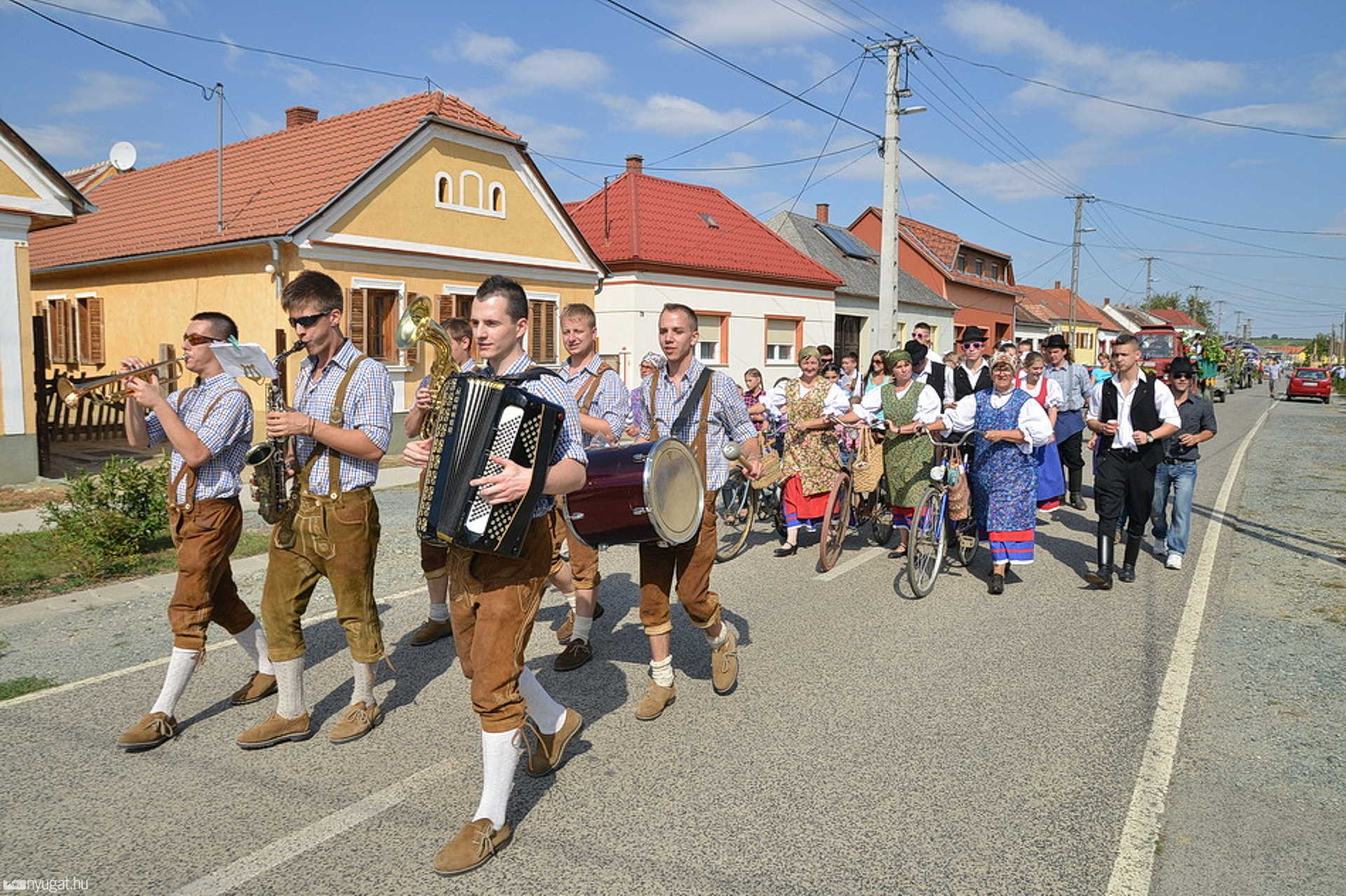 Szüreti felvonulás Vaskeresztesen - 2013.