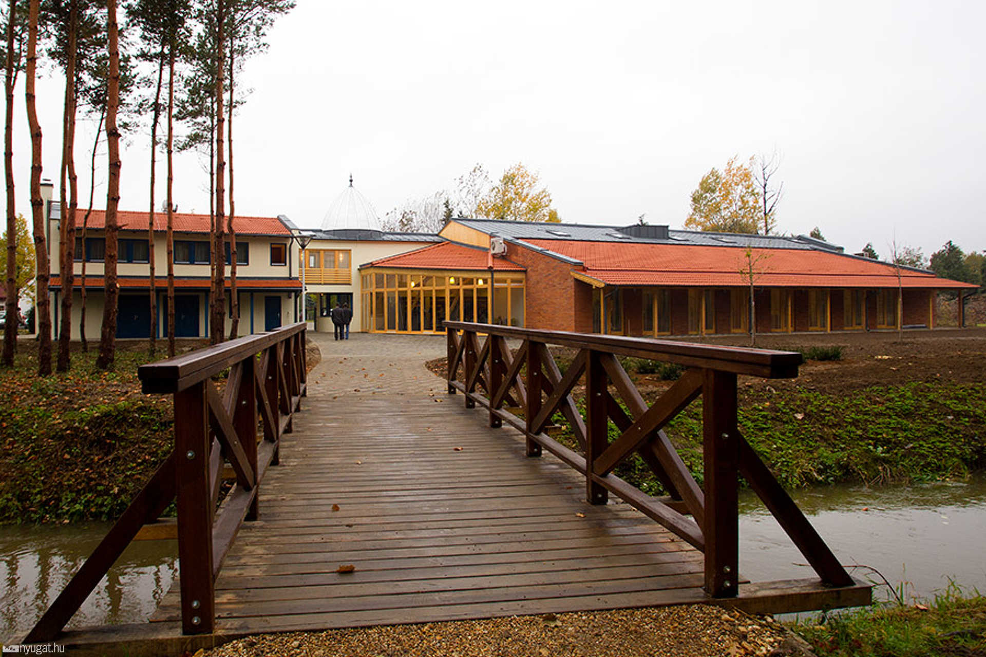Kámoni Arborétum Látogatóközpont avató