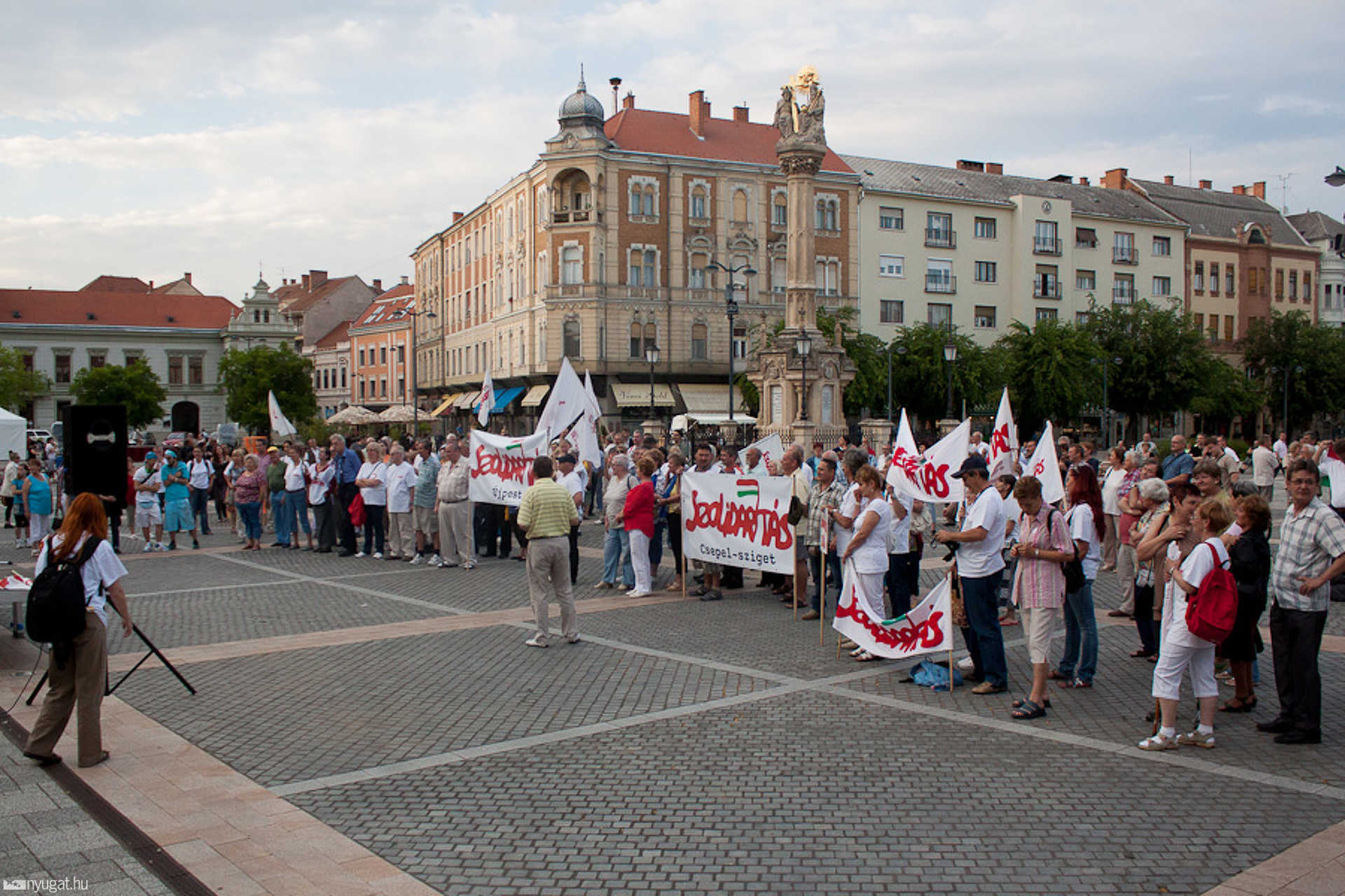 Szolidaritás nagygyűlés a Fő téren
